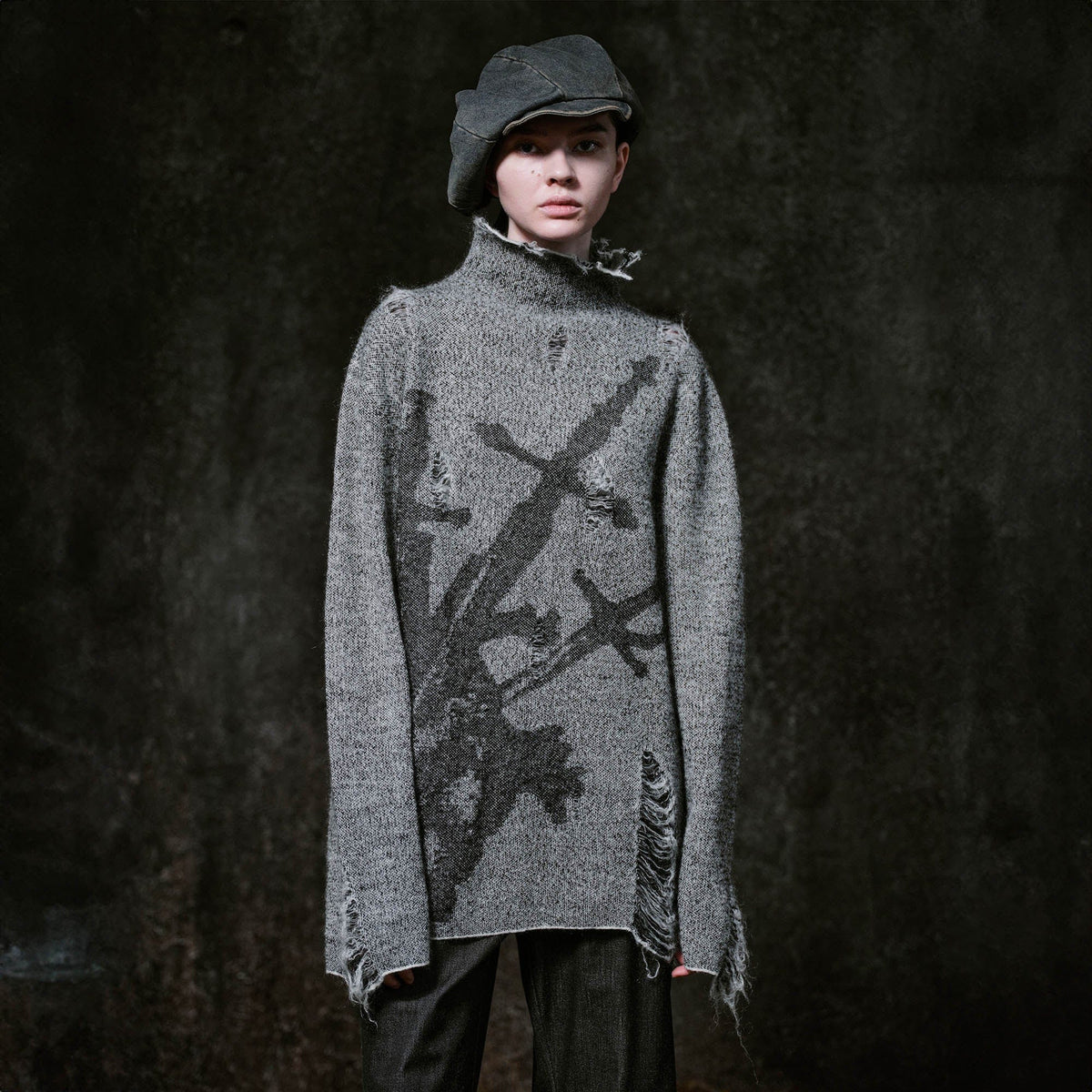 ILNya Nieternite Nifutur Distressed Sword Graphics High-Neck Sweater