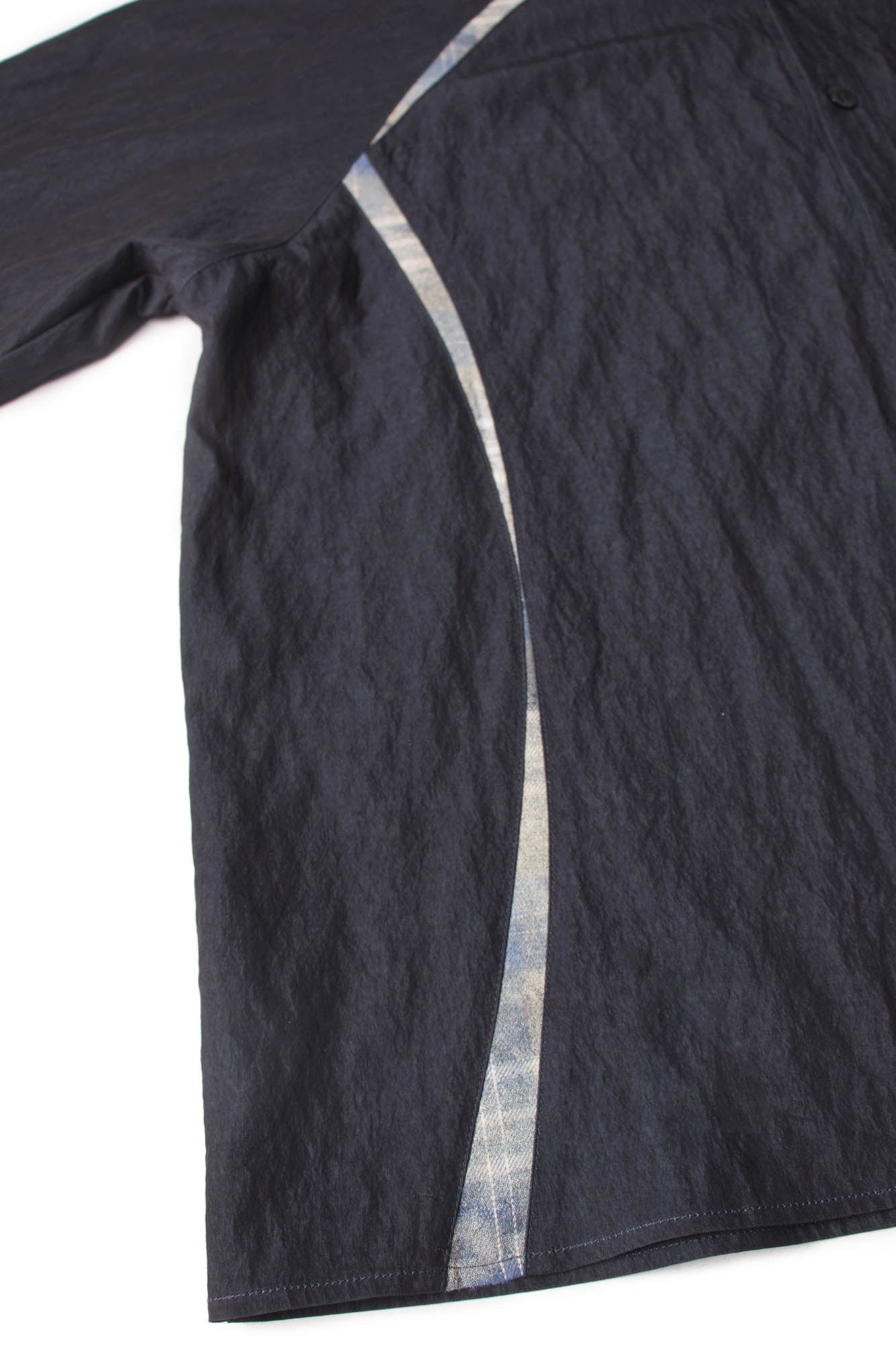 RELABEL Curved Panel Shirt