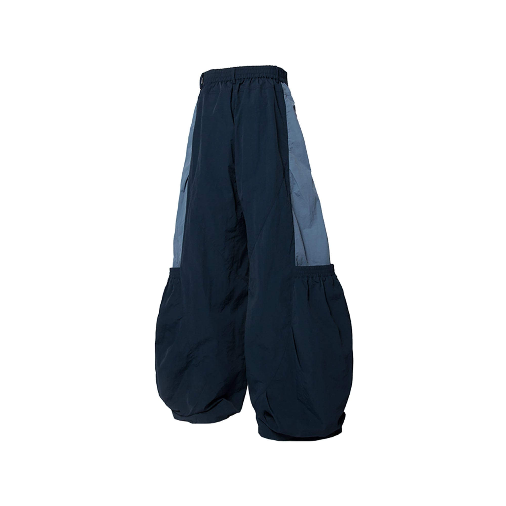 RELABEL Big-Pocket Pleated Oversized Curved Pants Blue
