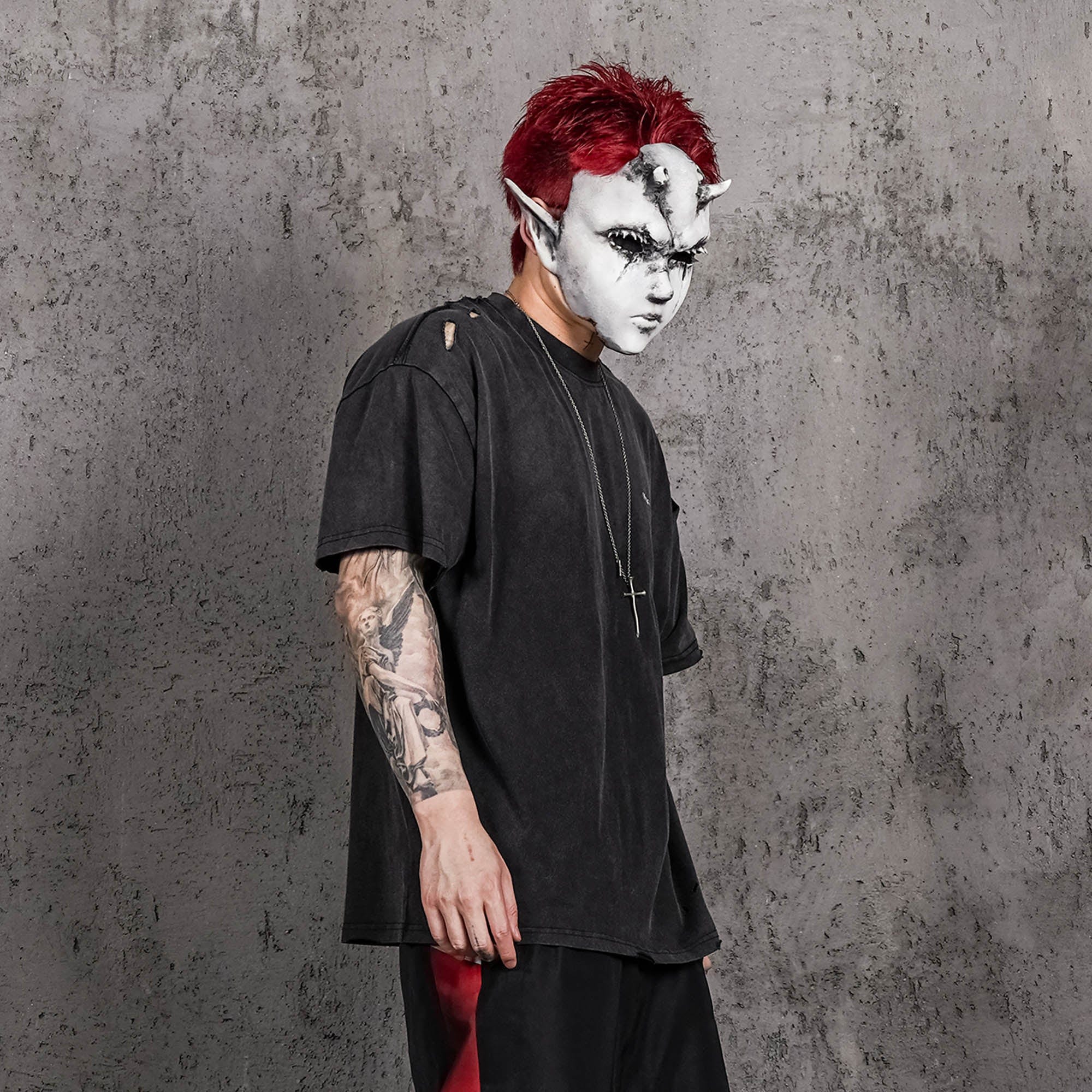 UNDERWATER Washed Ripped Gradient T-Shirt Black