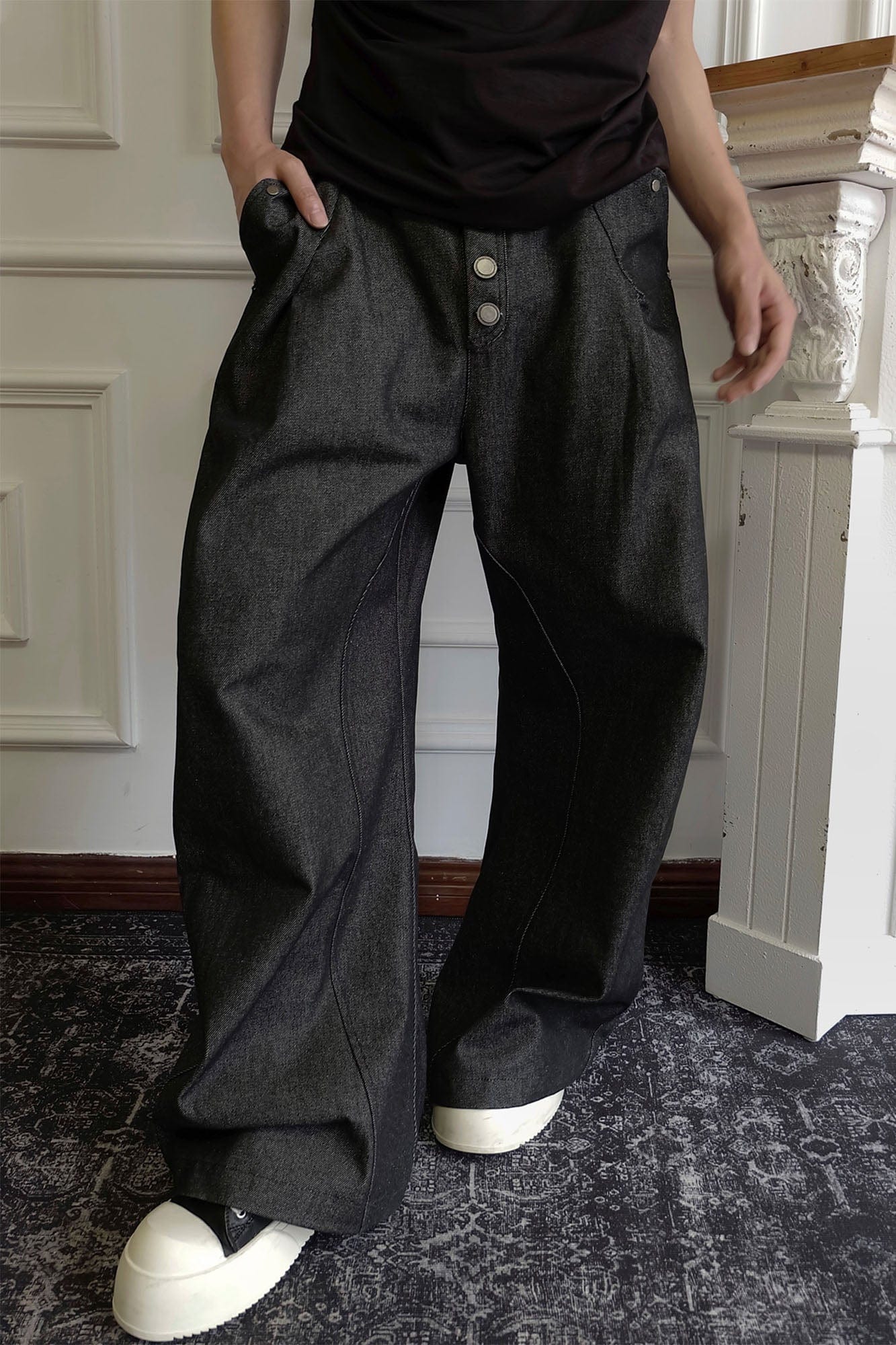 SSIN7 Spliced Button-Up Oversized Raw Jeans