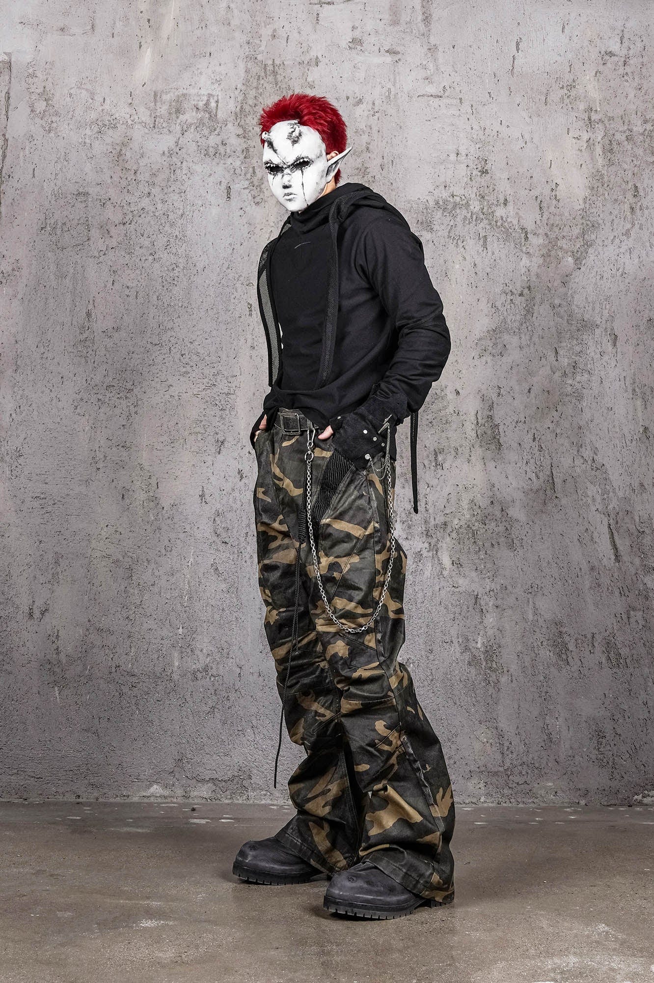 UNDERWATER Camo Deconstructed Fang-Paneled Pants
