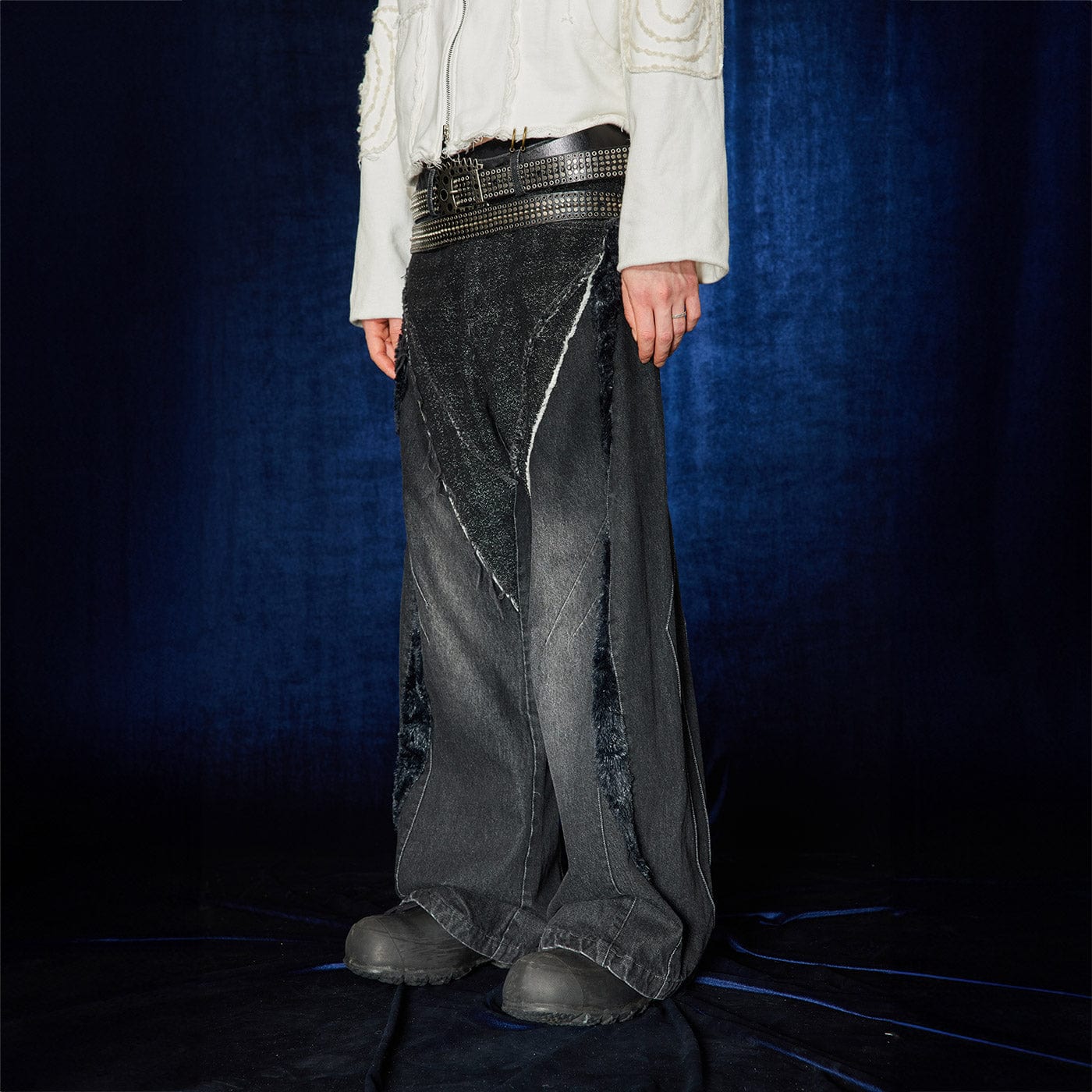 DND4DES Raw-Edge Faux Fur Spliced Jeans