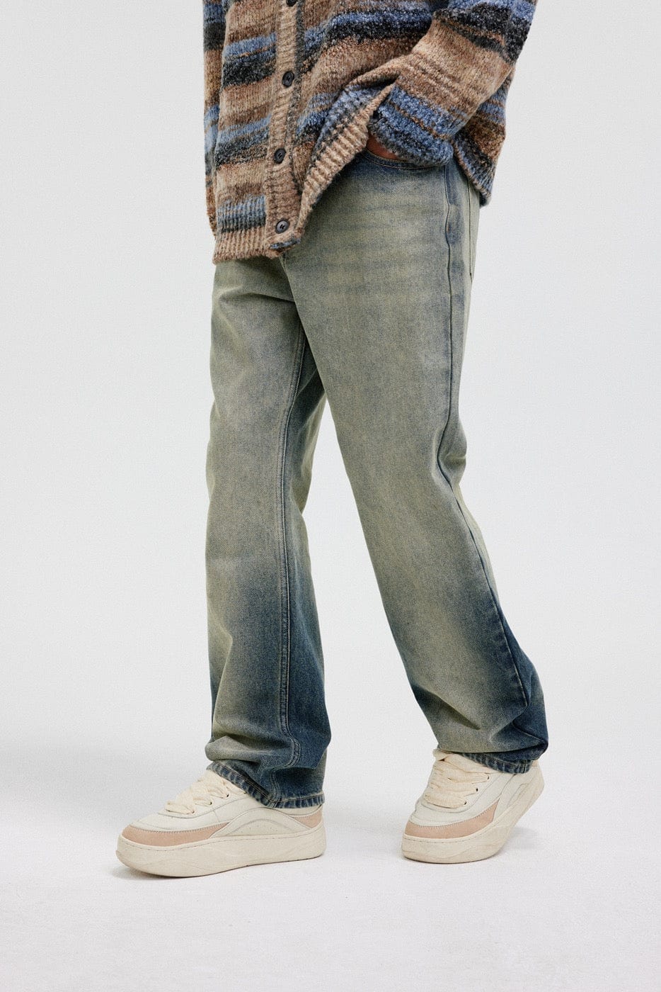 BONELESS Gradient Washed Straight Jeans