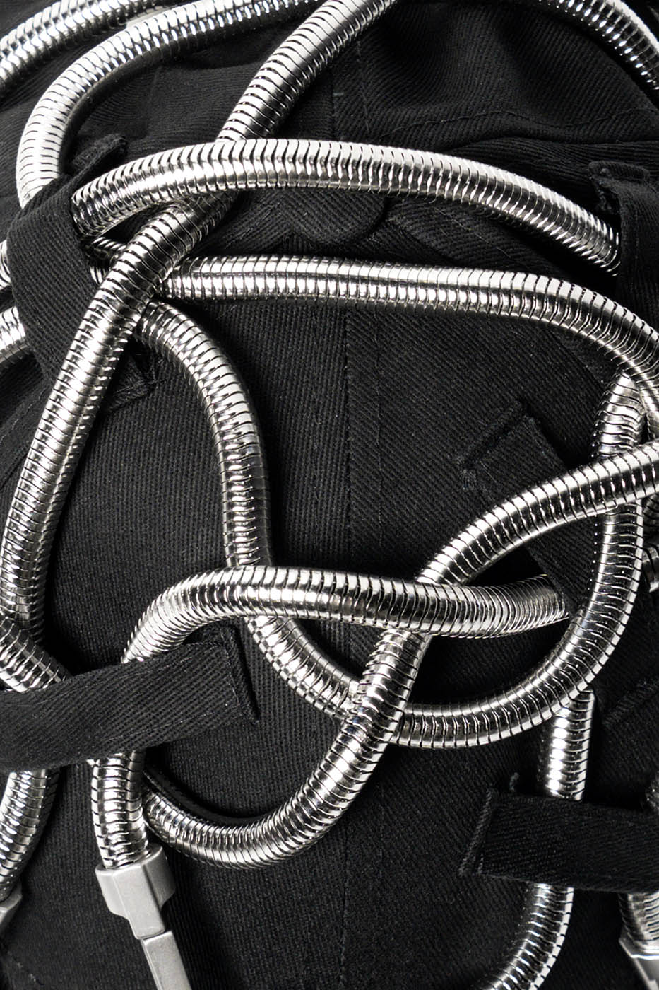 INSIDE OUT Serpent Coil Cap
