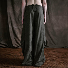 ILNya Nieternite Nifutur Crinkled Wool-Blend Voluminous Trousers