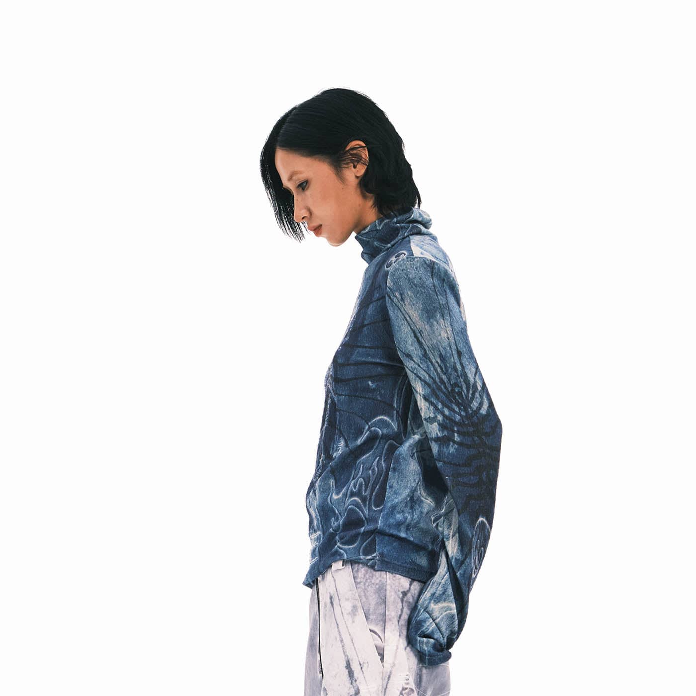 EMBRYO Tie-Dyed Runes Turtleneck L/S Tee