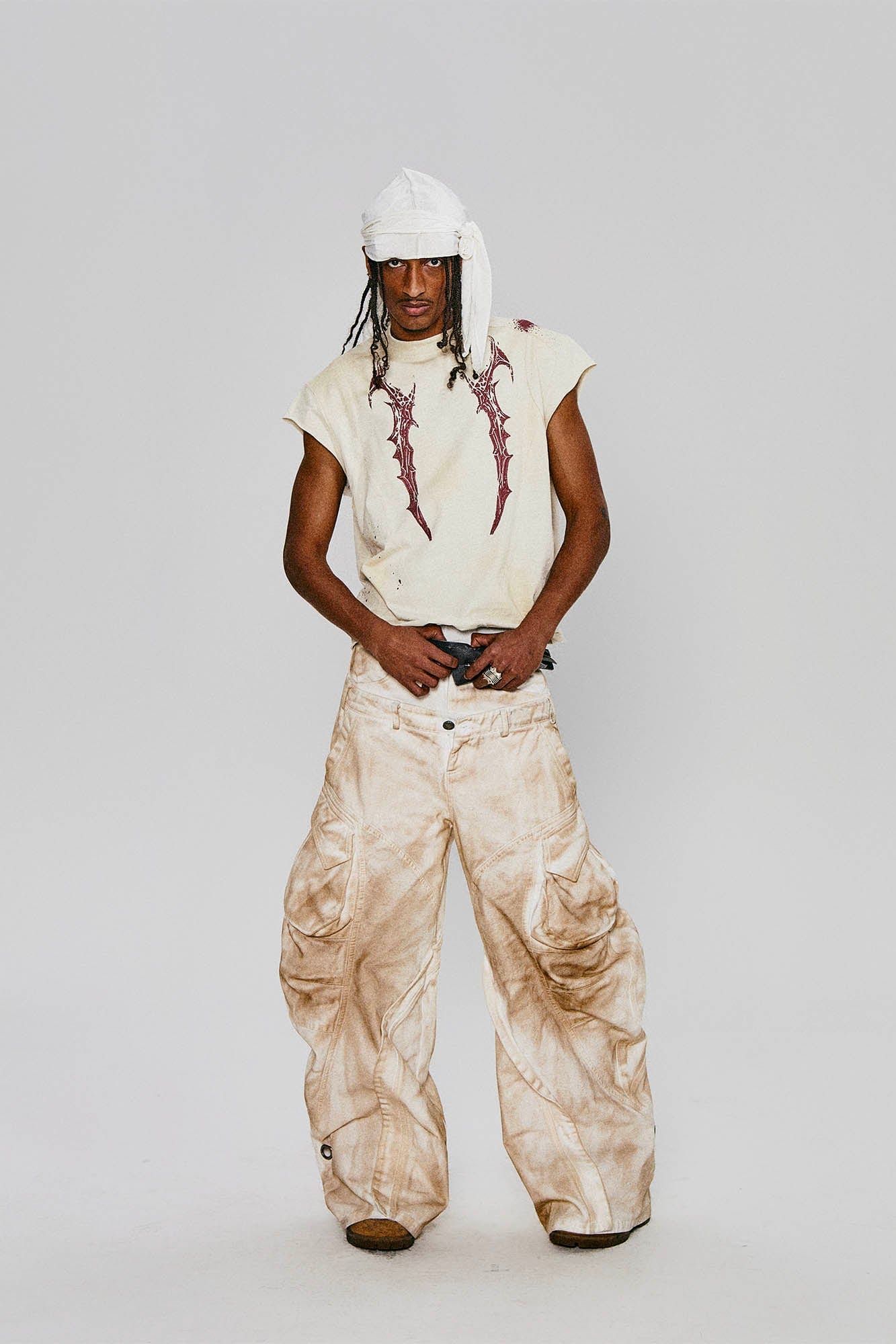 FLYERRER Deconstructed Distressed Scythe-Graphic Cap Sleeve Tee