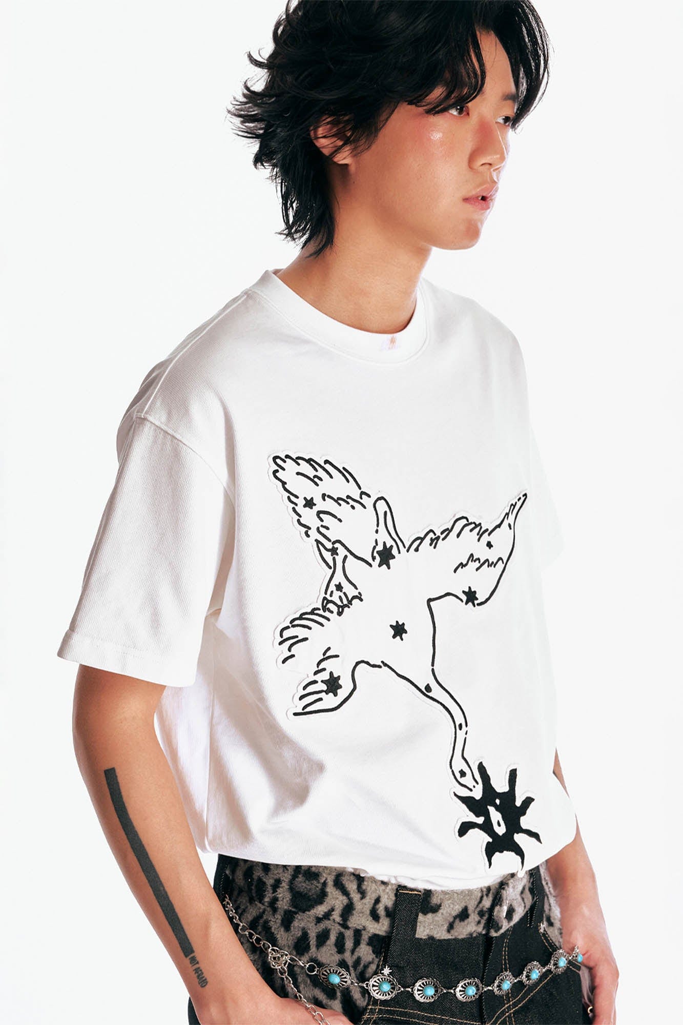 1997 POSTOFFICE Crane With A Blossom Patch T-Shirt