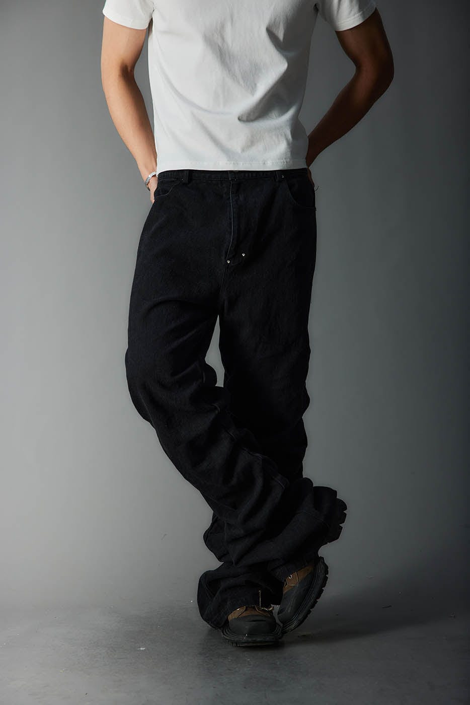 WHISTLEHUNTER Washed Stacked Jeans