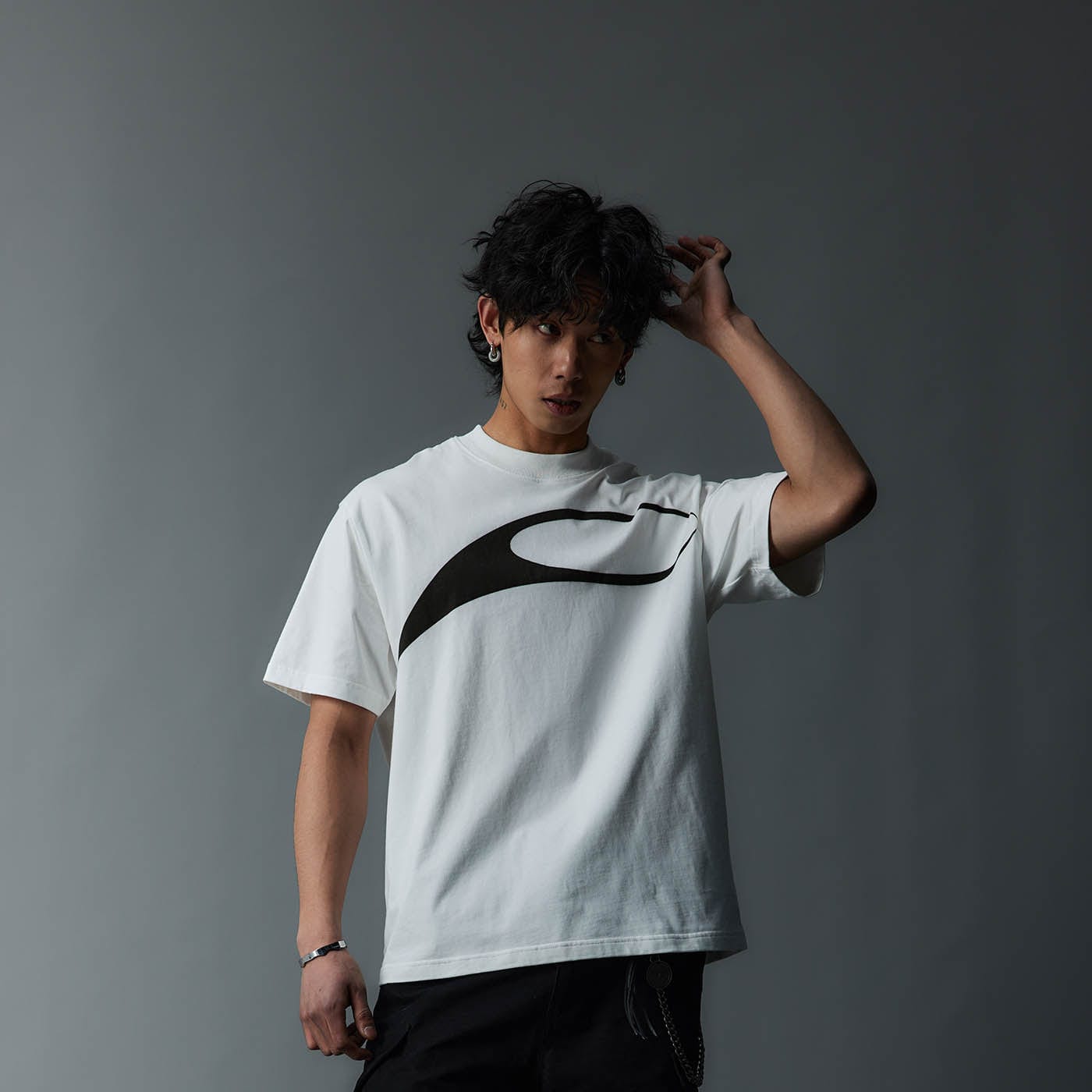 WHISTLEHUNTER Crescent Logo T-Shirt