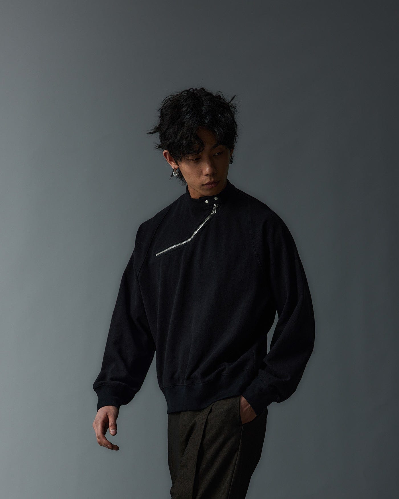 WHISTLEHUNTER Asymmetrical Zipper Rivet Mock Neck Light Sweatshirt