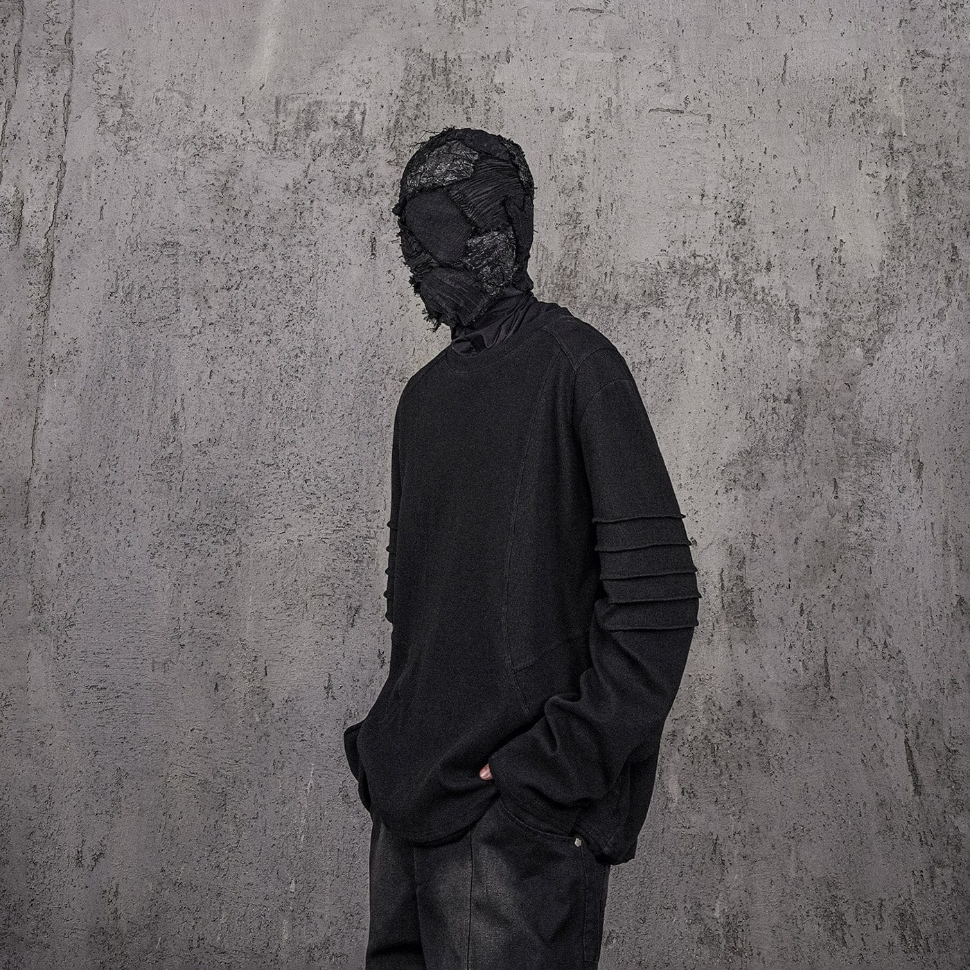 UNDERWATER Distressed Deconstructed Light Sweatshirt Black