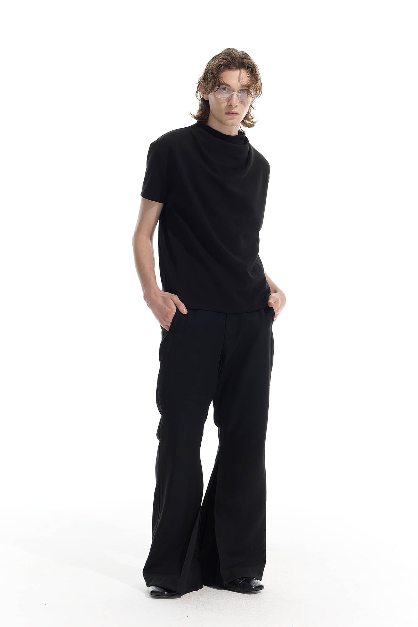 WHISTLEHUNTER Essential Crinkled Mock T-Shirt