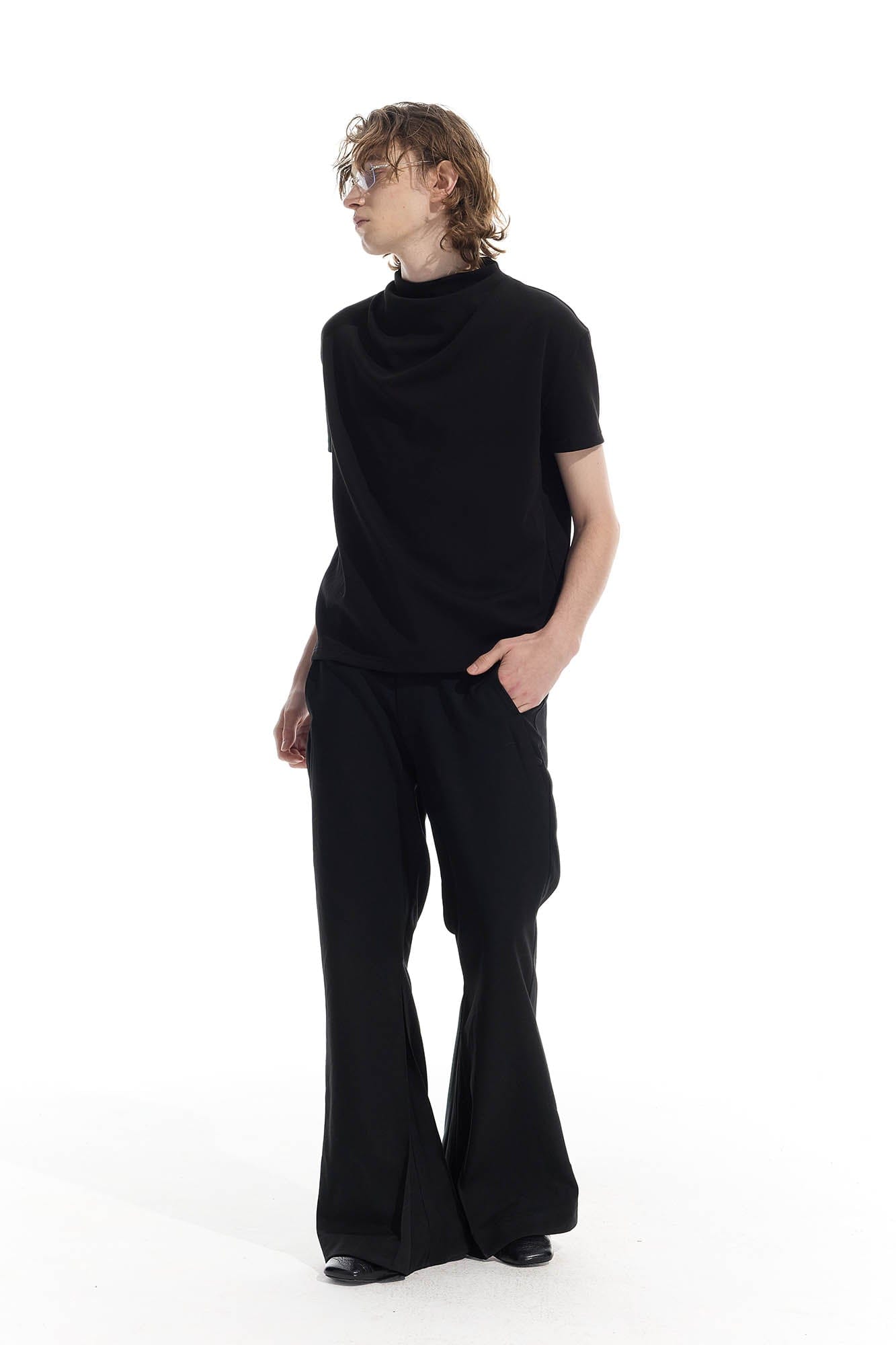 WHISTLEHUNTER Essential Crinkled Mock T-Shirt