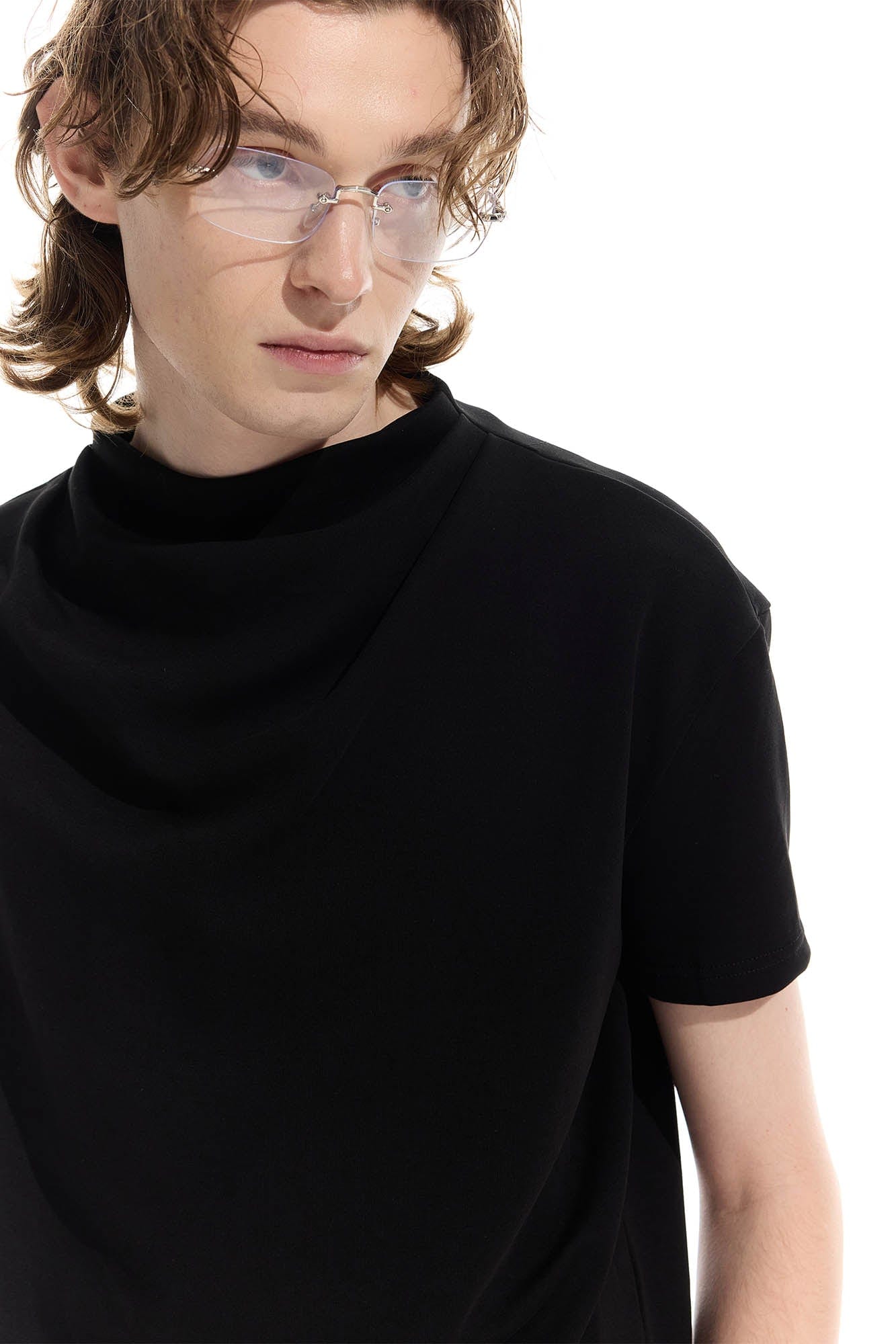 WHISTLEHUNTER Essential Crinkled Mock T-Shirt