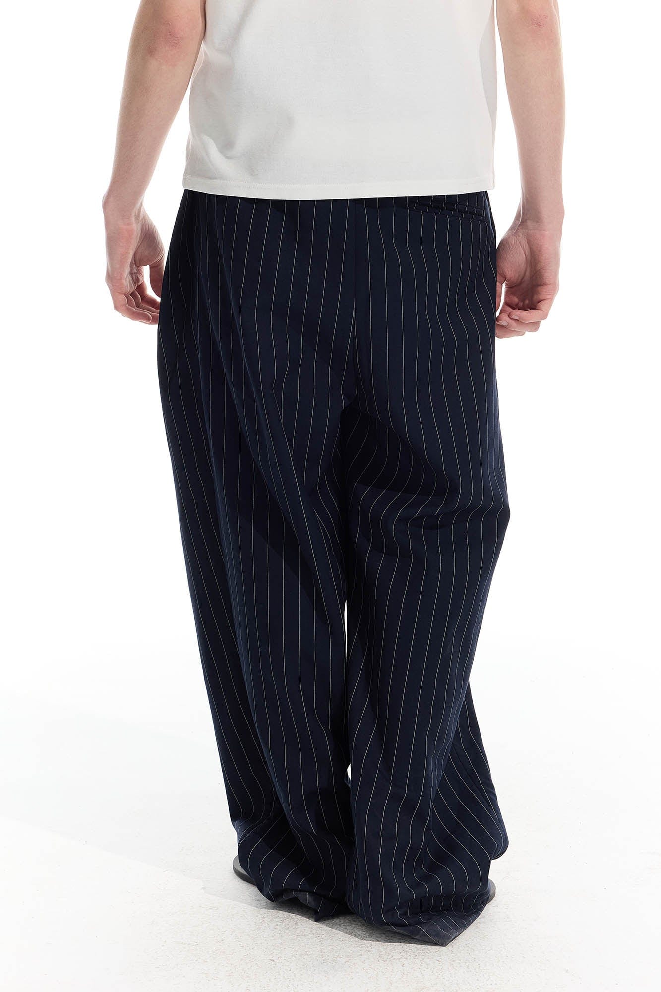 WHISTLEHUNTER Pinstriped Pleated Drawstring Wide-Leg Pants