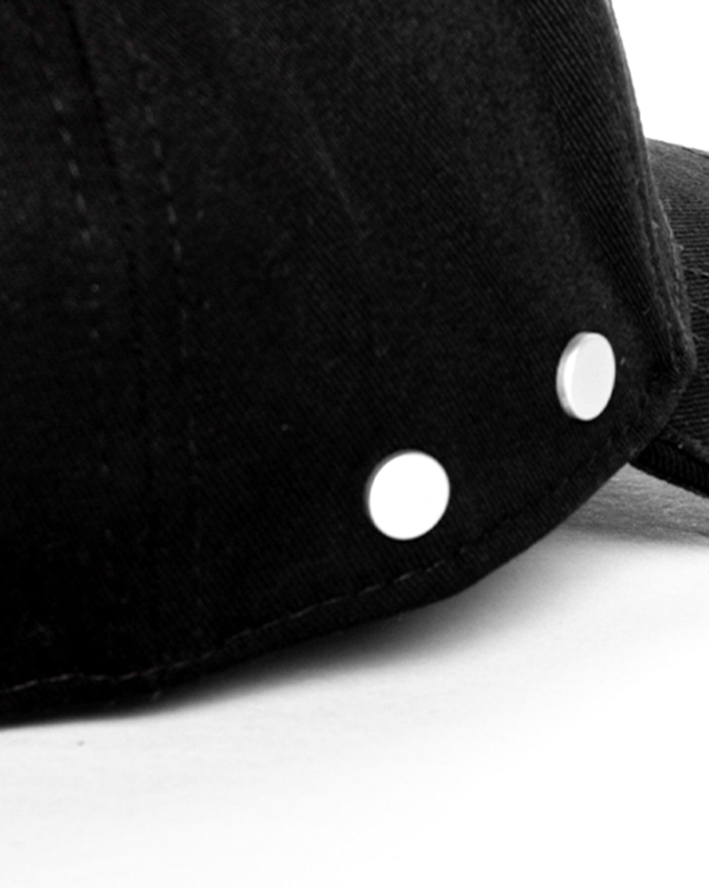 INSIDE OUT Zip Rivet Cap