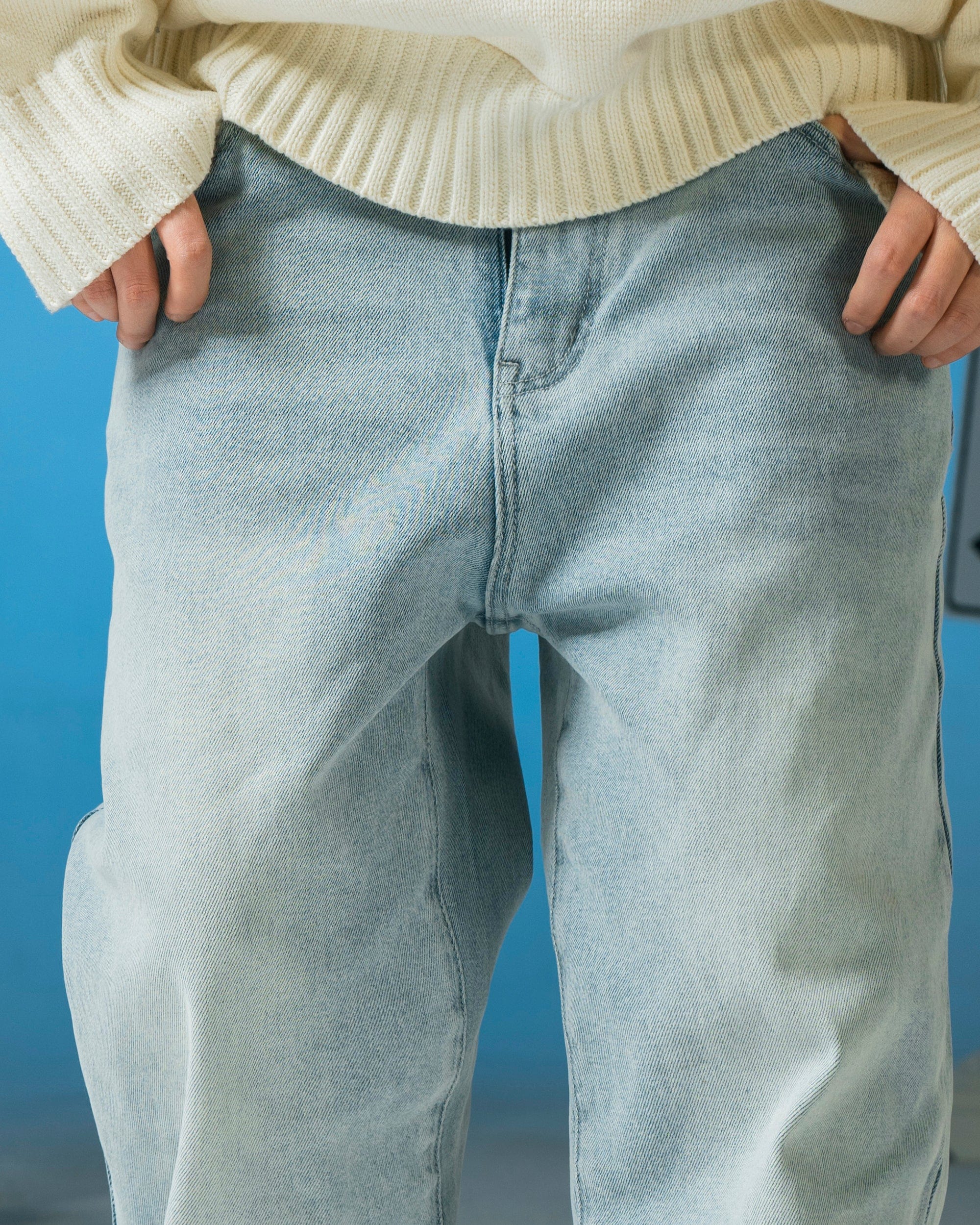 MAKEMORE The Classic Washed Jeans