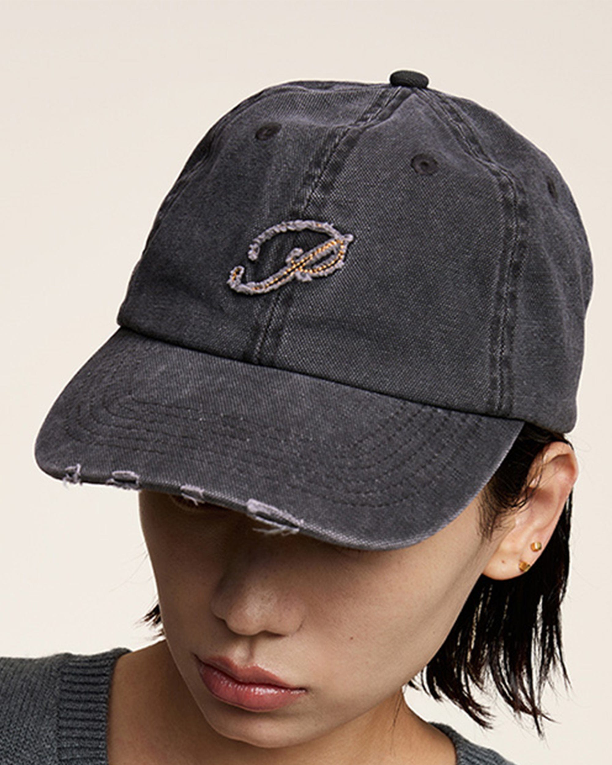 OPICLOTH Distressed LOGO Embroidered Cap