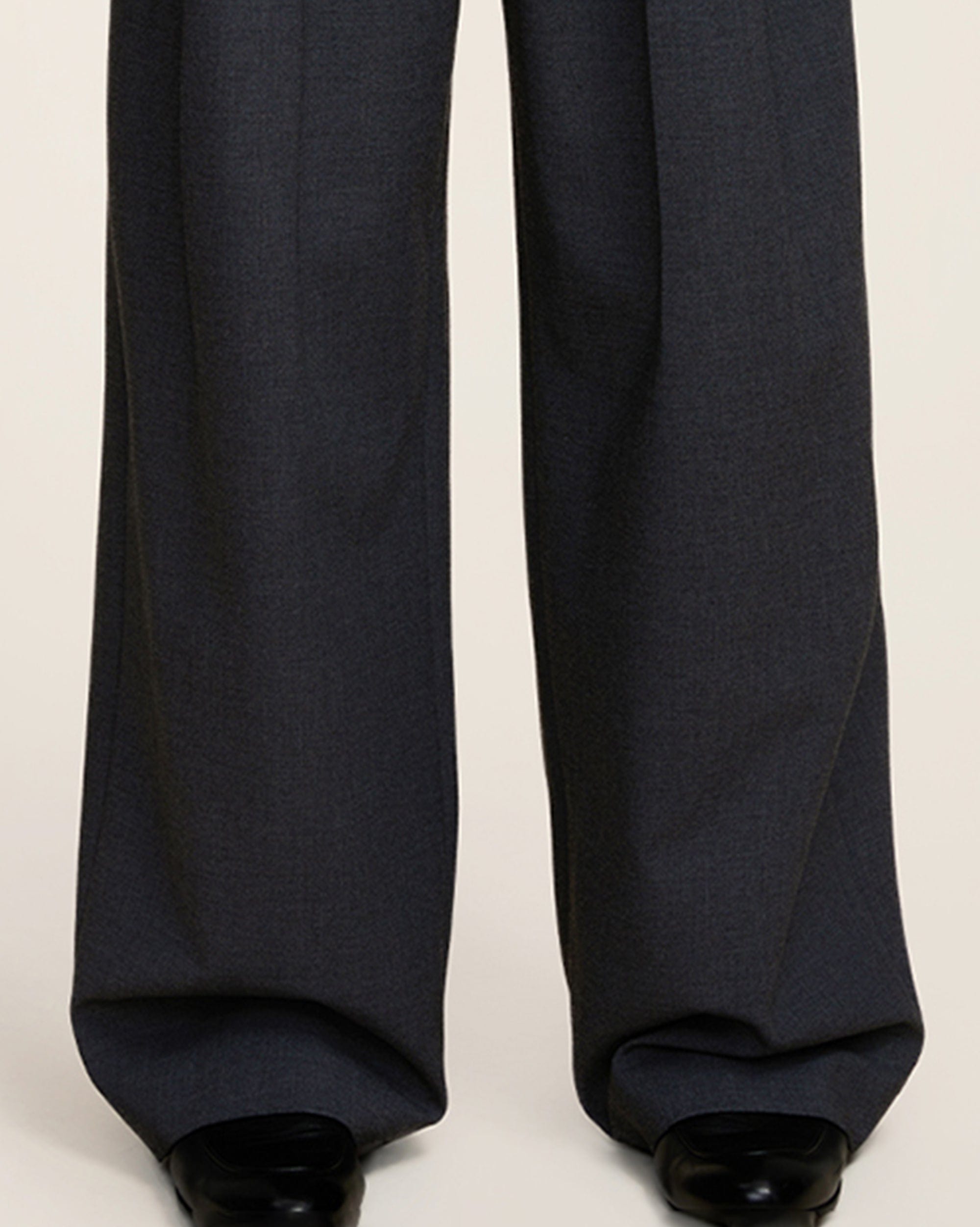OPICLOTH Classic Pleated Belt Trousers