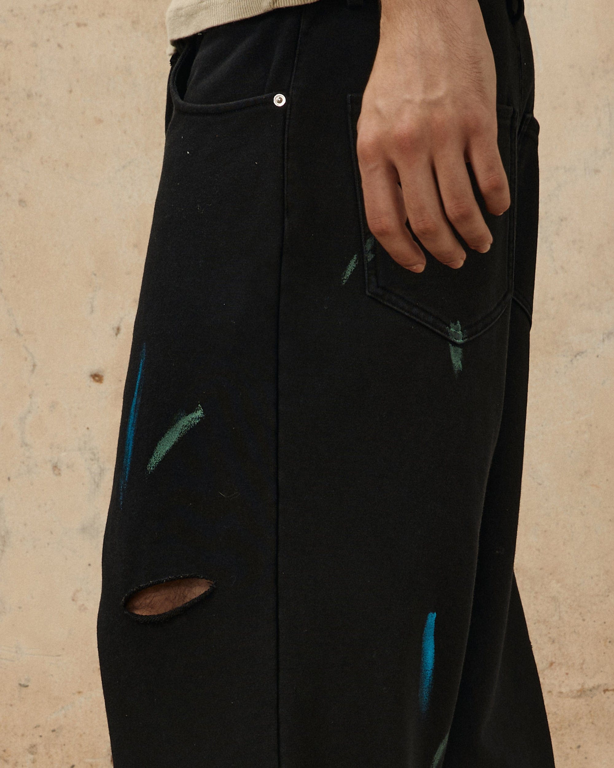 OVDY Classic Paint-Splattered Ripped Pants