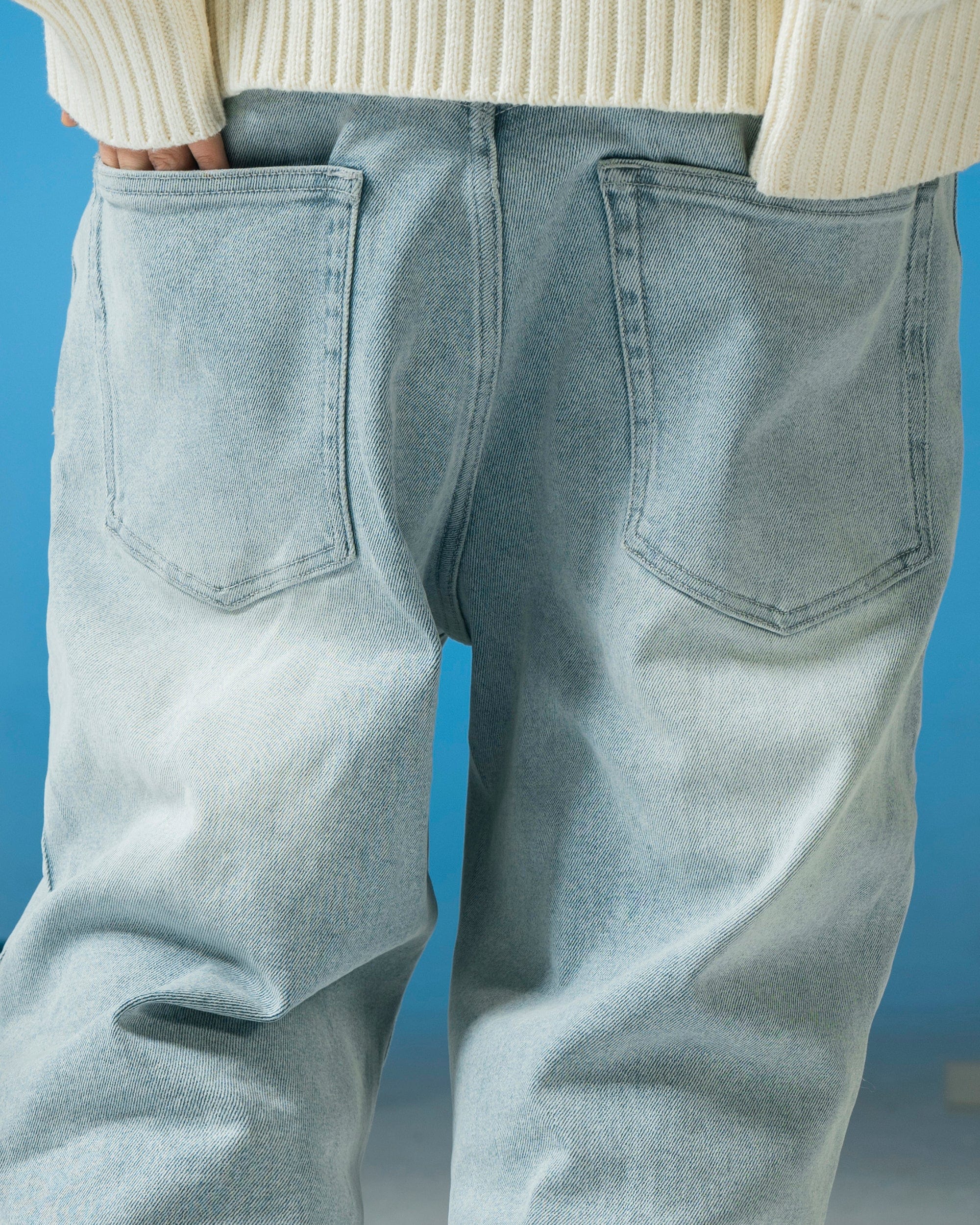 MAKEMORE The Classic Washed Jeans