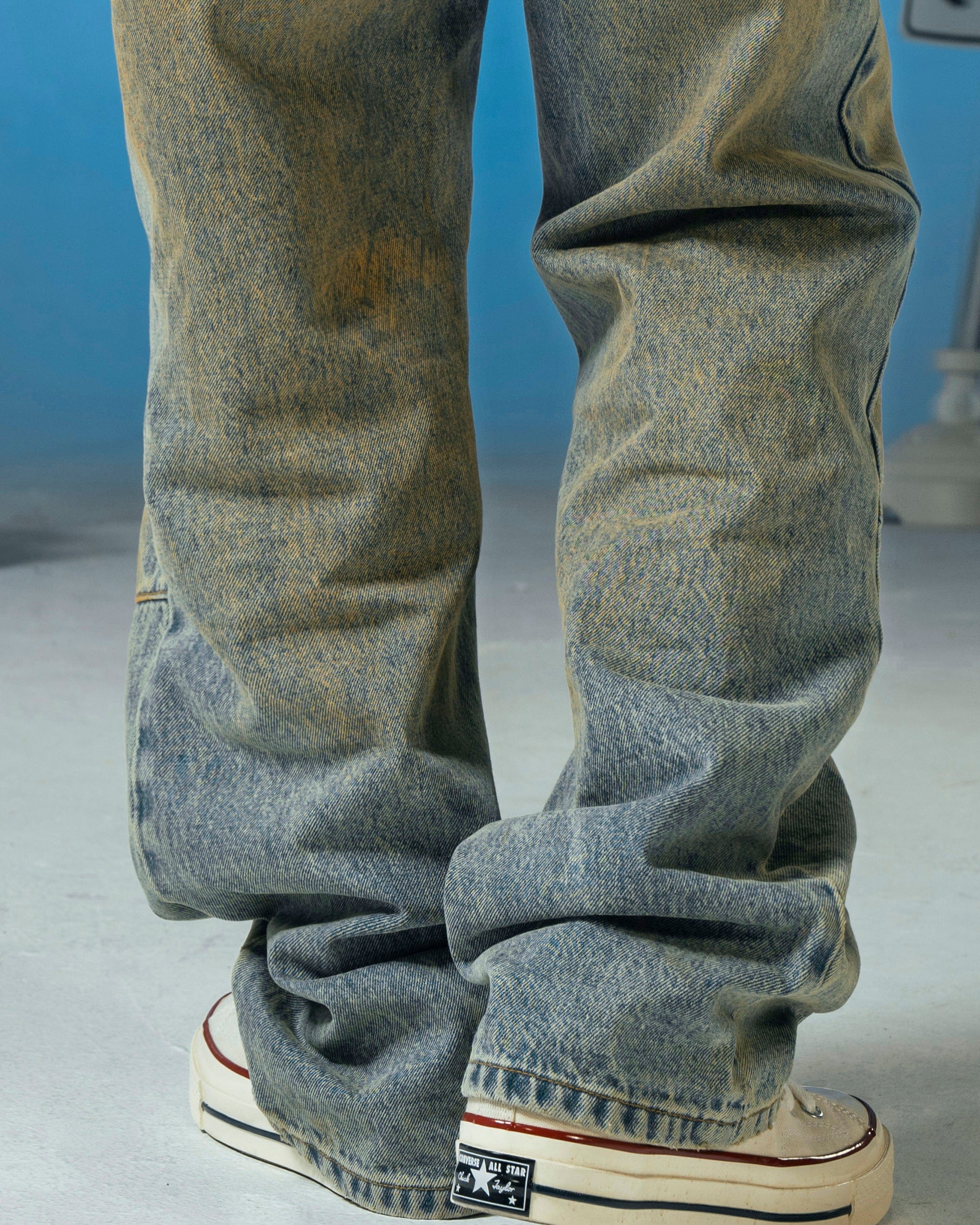 MAKEMORE Classic Acid Washed Crinkled Jeans