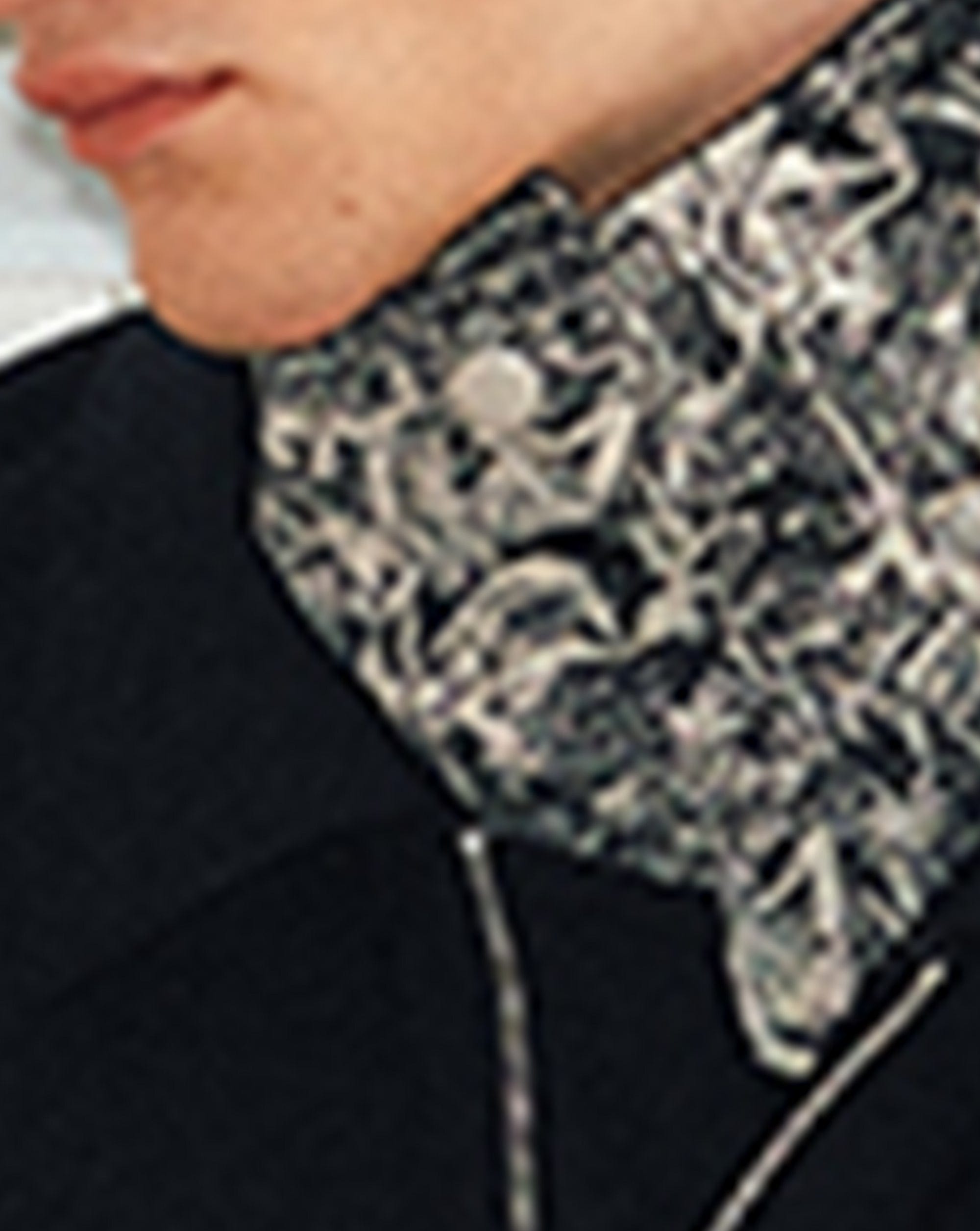 KREATE Reversible Full Print Snap Scarf