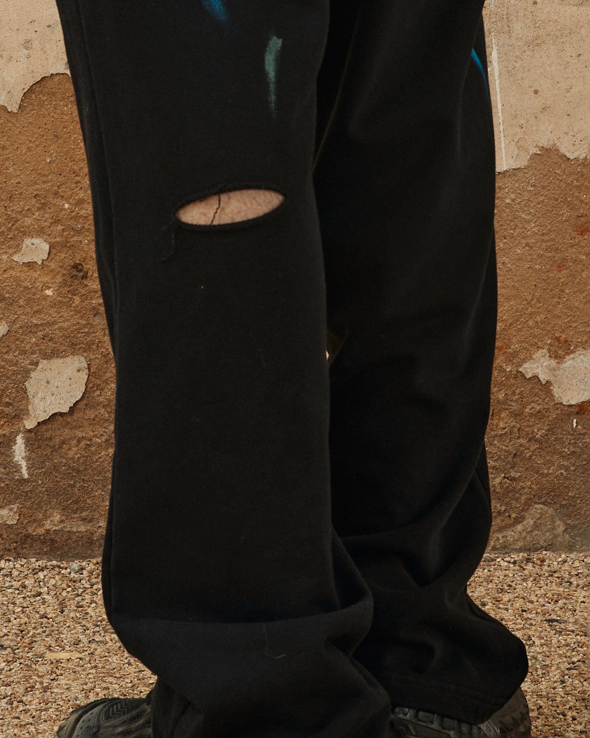 OVDY Classic Paint-Splattered Ripped Pants