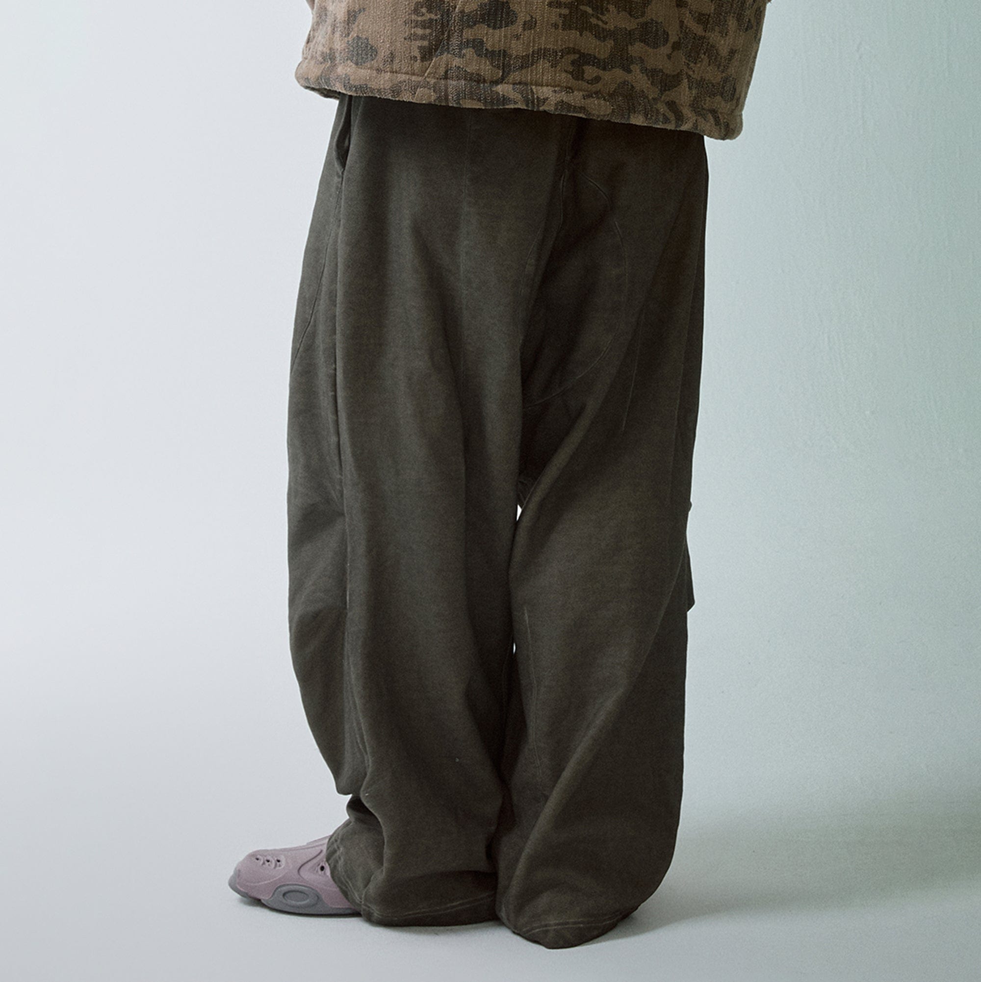 F2CE Retro Deconstructed Crinkled Pants