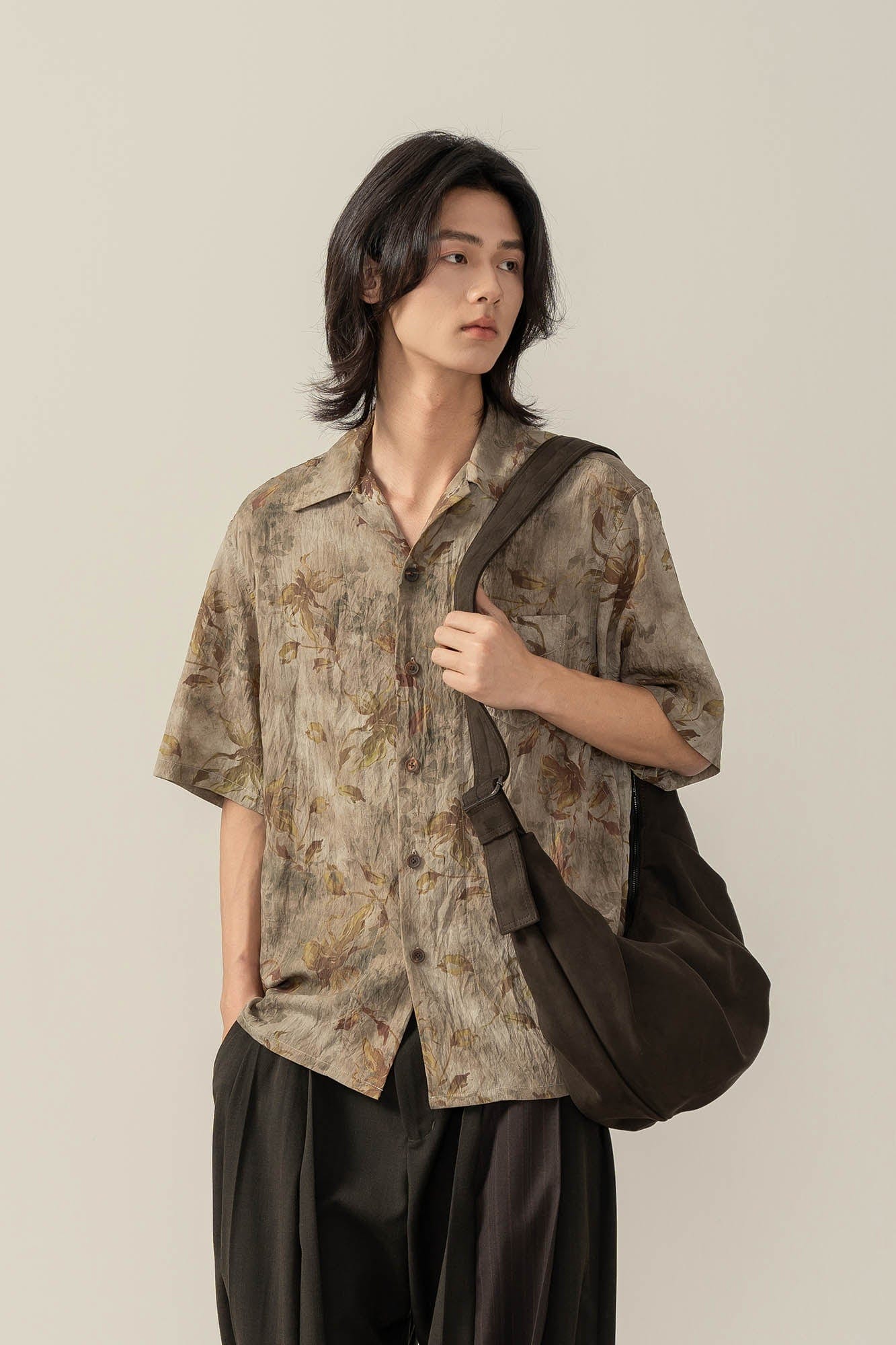 MOITIEDEPETALE Retro Wrinkled Watercolor Floral Half Shirt