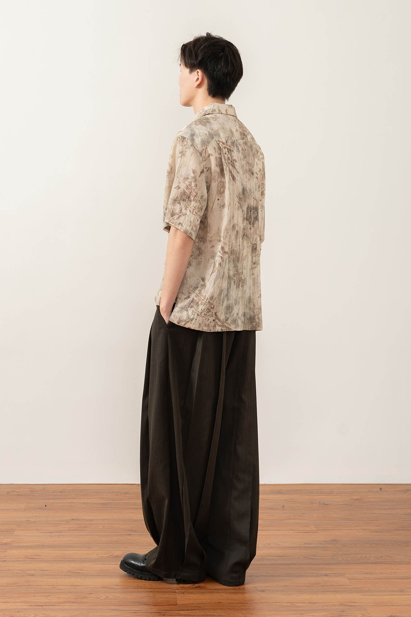 MOITIEDEPETALE Wrinkled Tie-Dyed Botanical Half Shirt