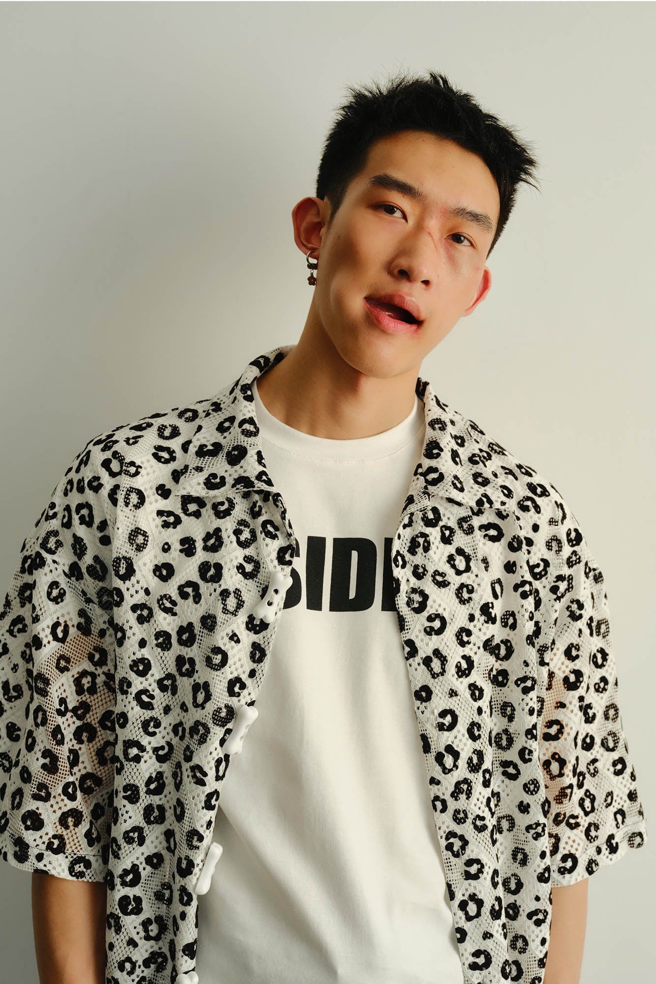 KADAKADA Leopard Lace Bone-Button Shirt