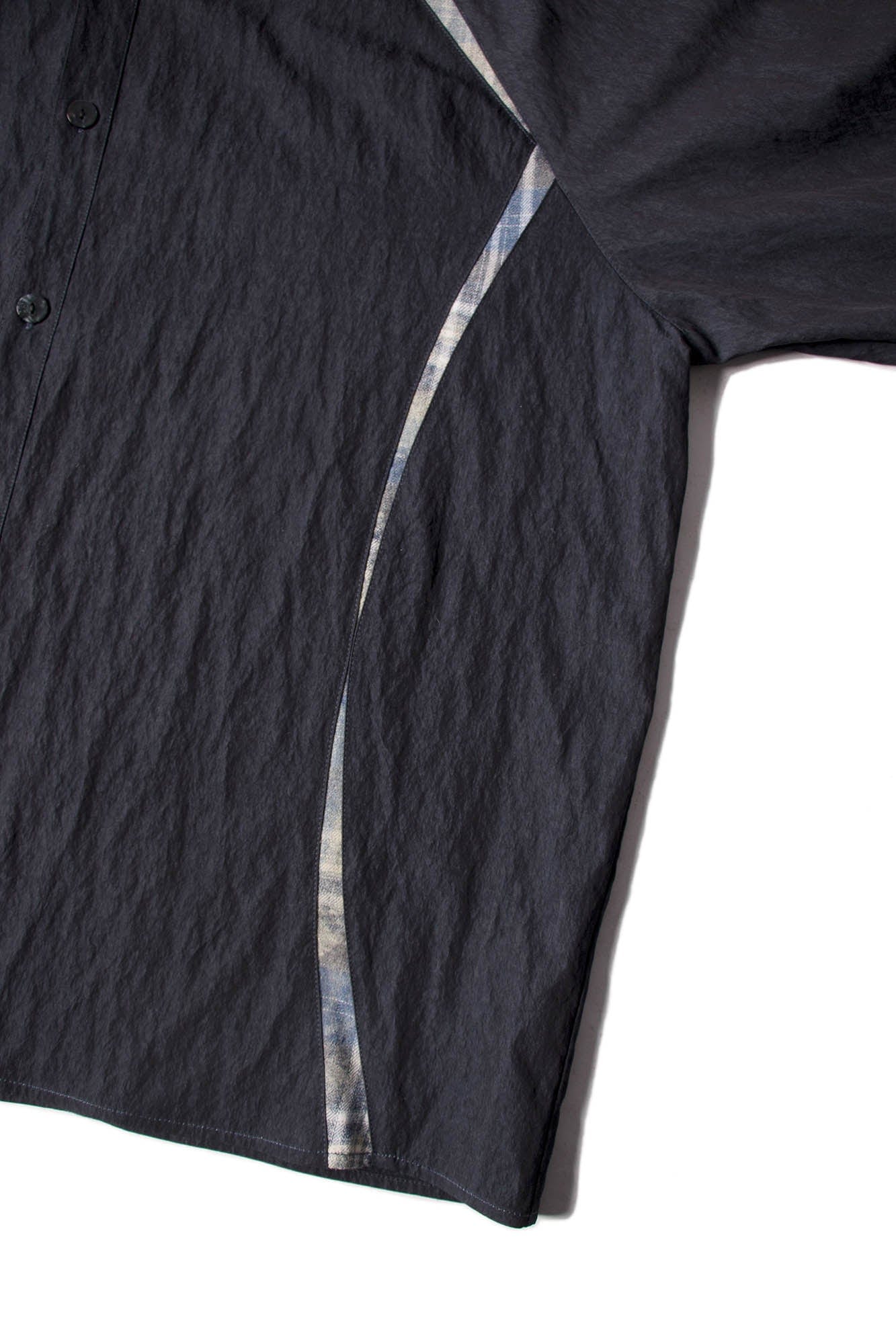RELABEL Curved Panel Shirt