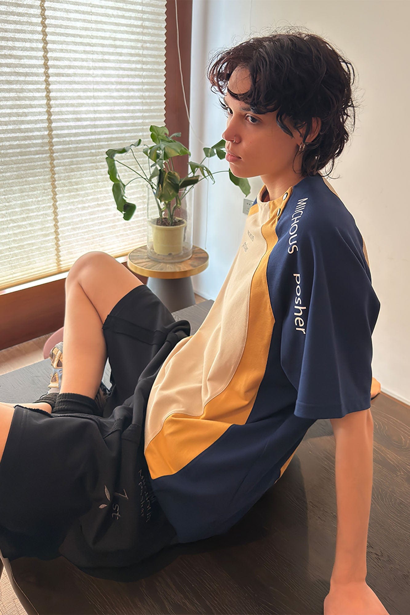 MIICHOUS Curve Spliced Button-Neck Raglan T-Shirt