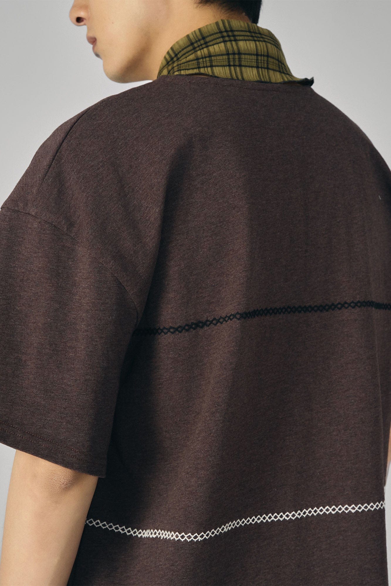 GONGHE REPUB Retro Chain Embroidered Henley T-Shirt