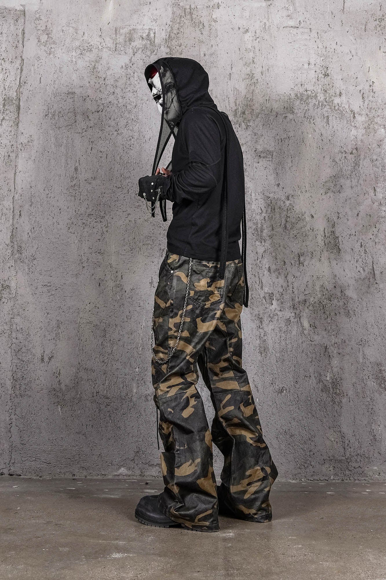 UNDERWATER Camo Deconstructed Fang-Paneled Pants