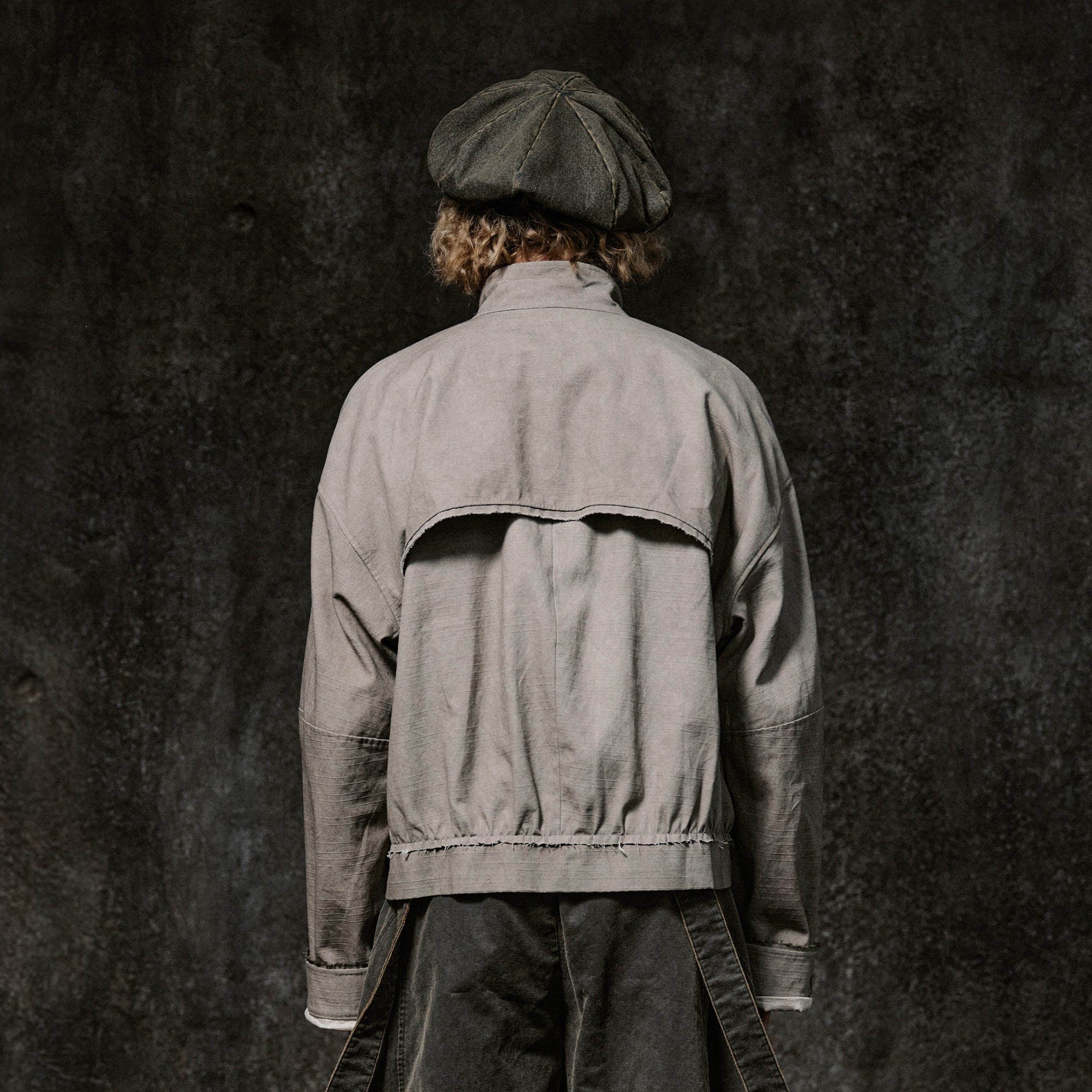 ILNya Nieternite Nifutur Arc Spliced Layered Raw-Edge Utility Jacket