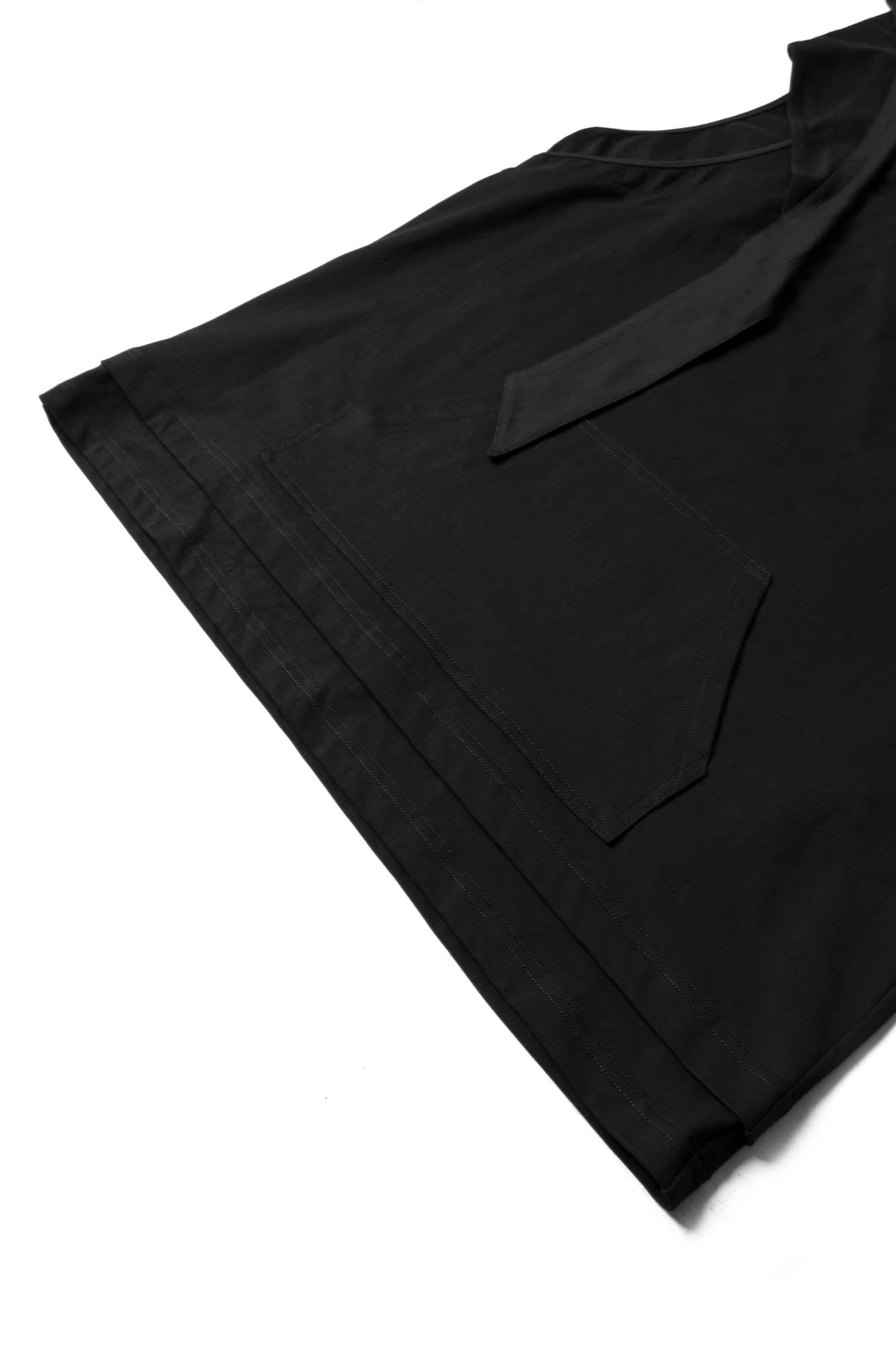RELABEL Detachable Snap-Hooded Vest