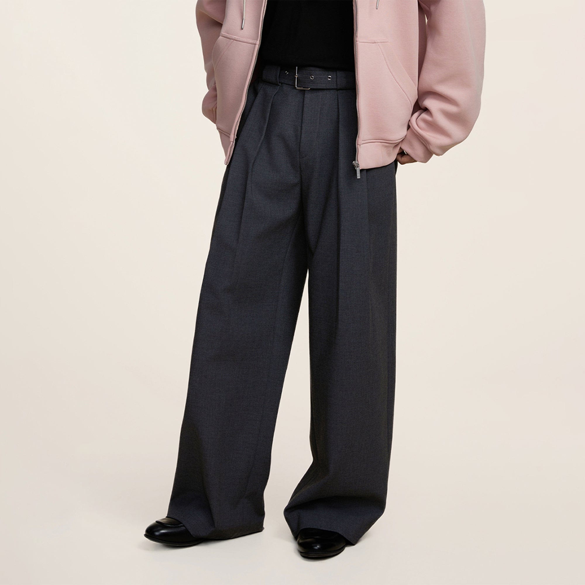 OPICLOTH Classic Pleated Belt Trousers