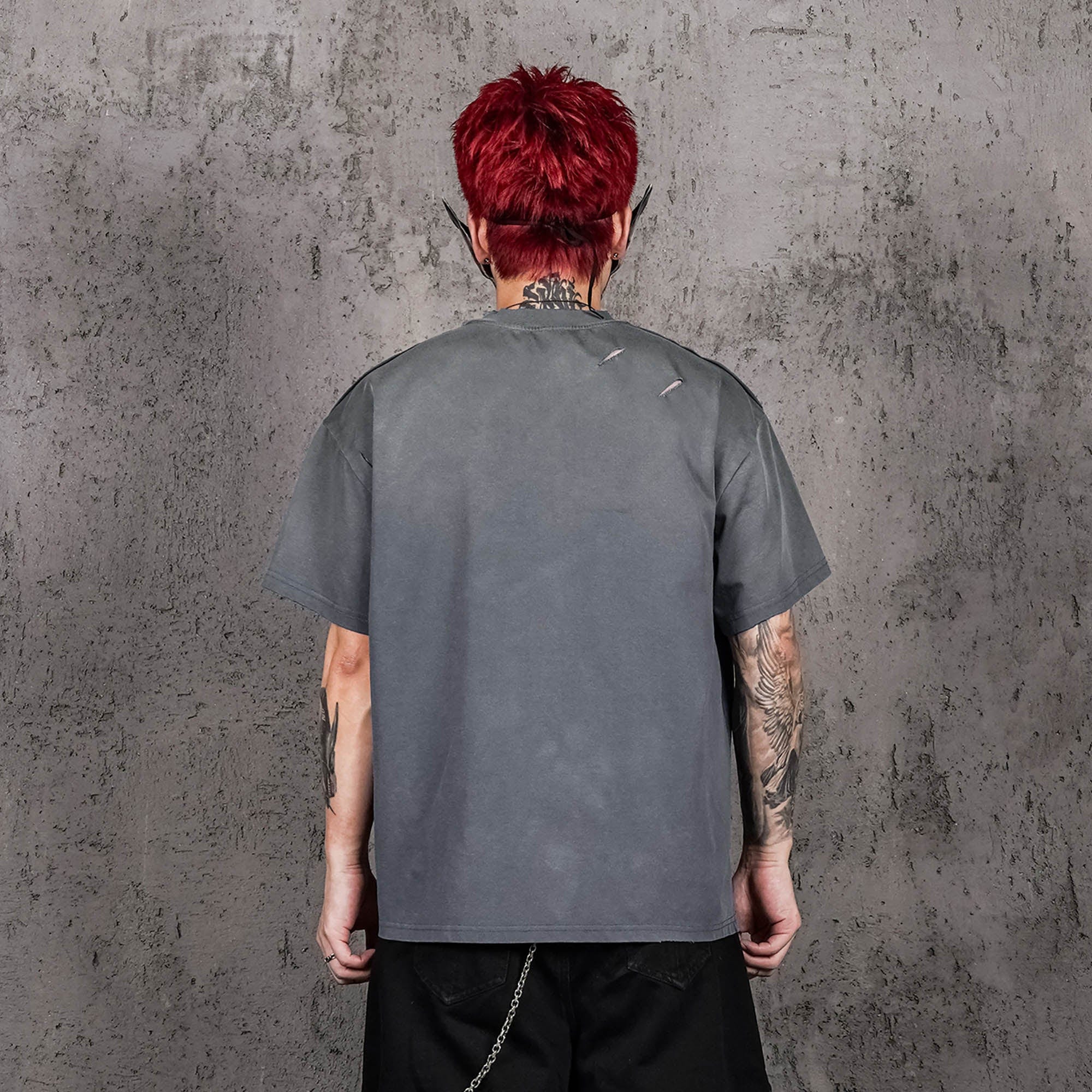 UNDERWATER Washed Ripped Gradient T-Shirt Blue