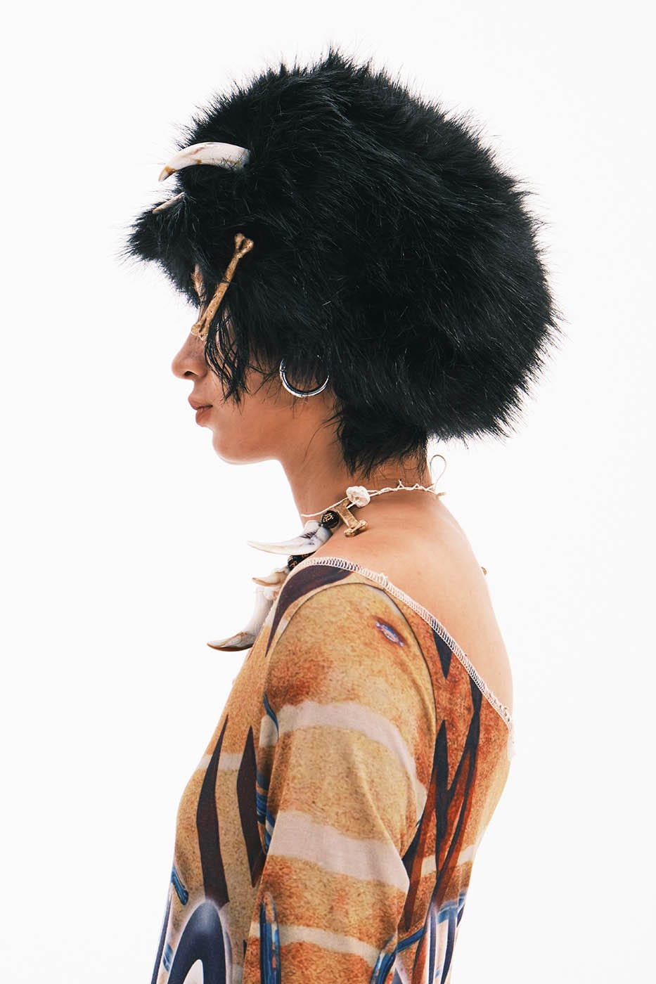 EMBRYO Bone Faux Fur Bag-Hat