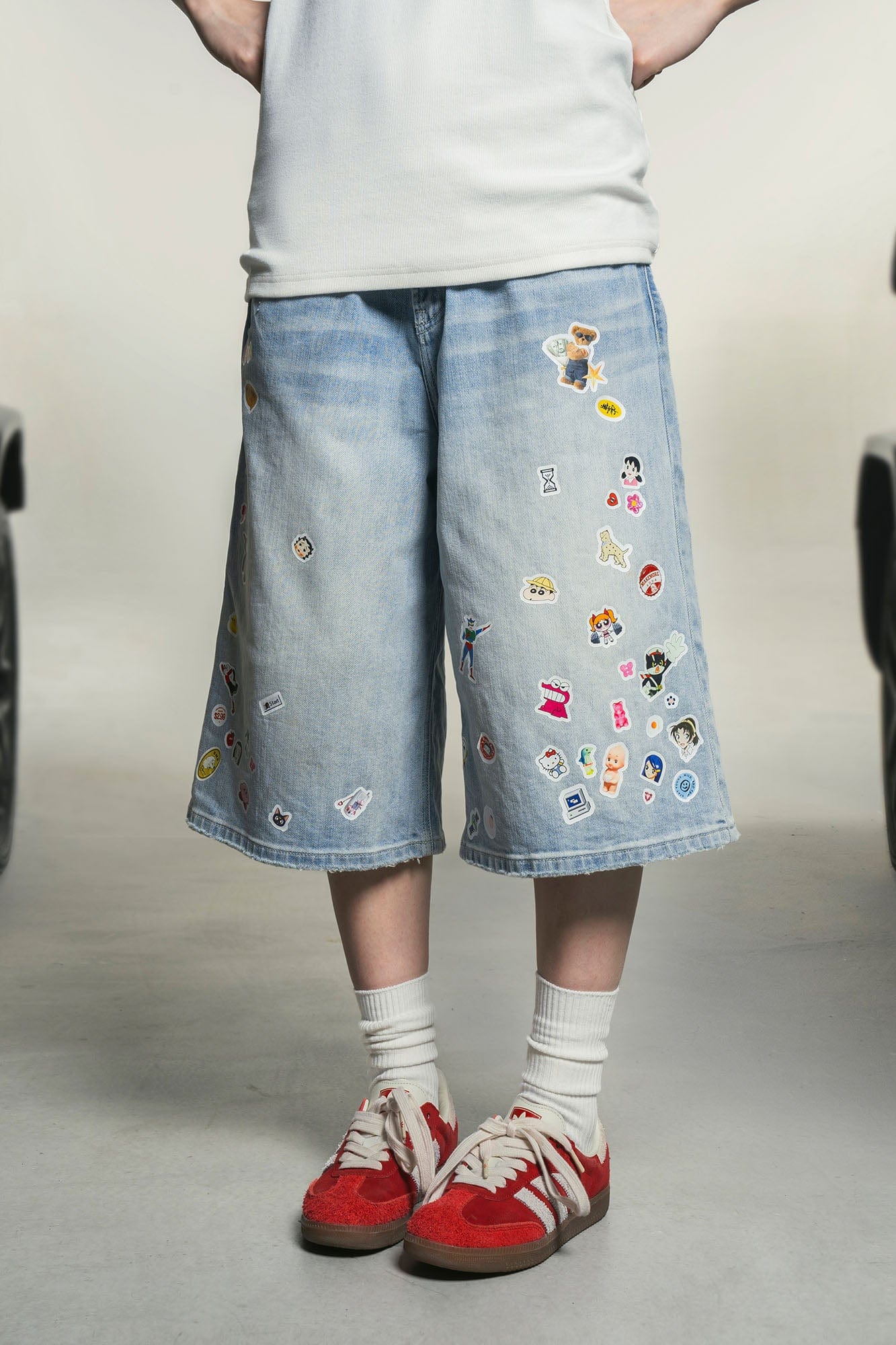 MAKEMORE Anime Sticker Washed Denim Shorts