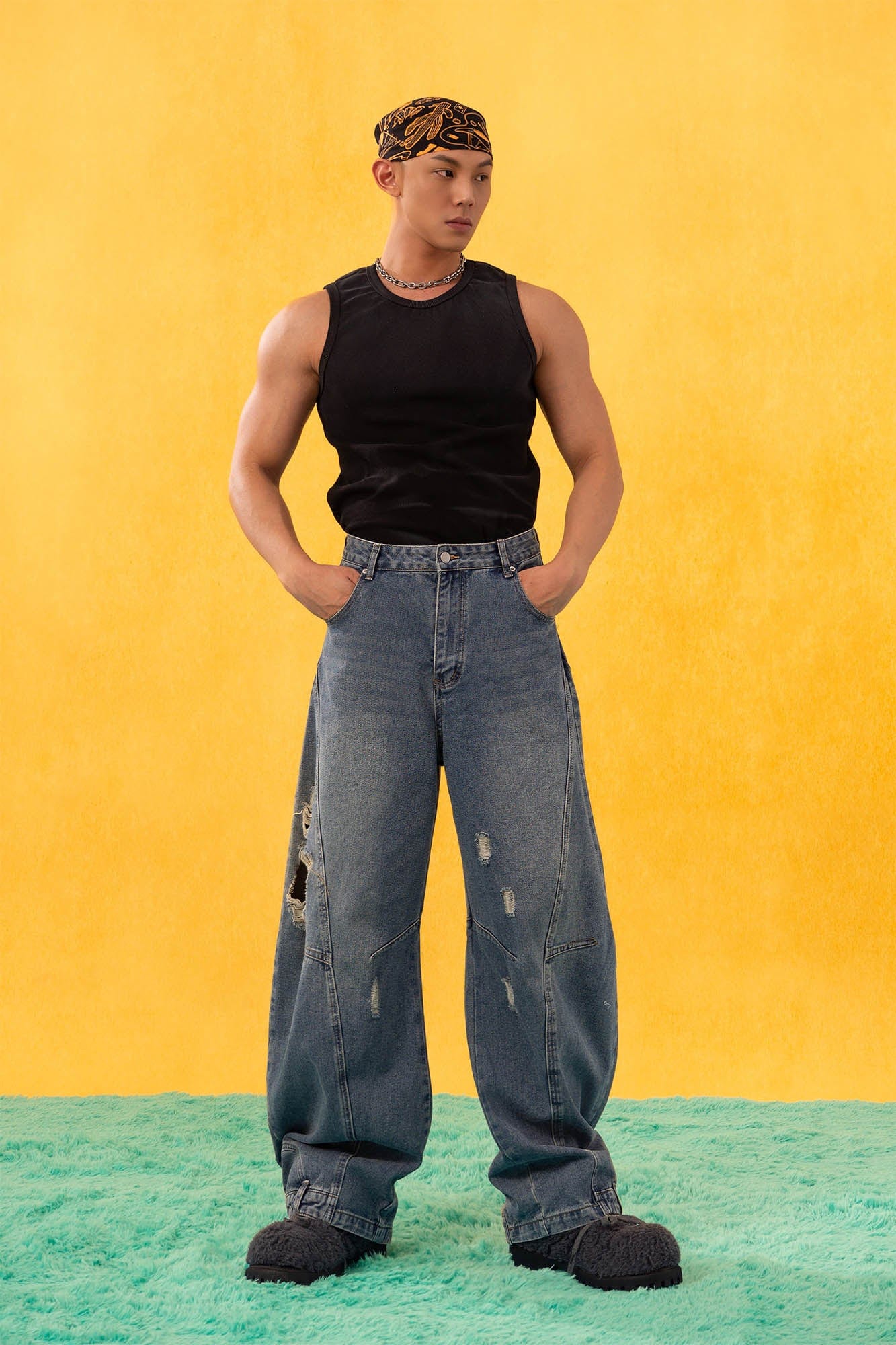 CLP Inverted-Waist Hem Paneled Distressed Jeans