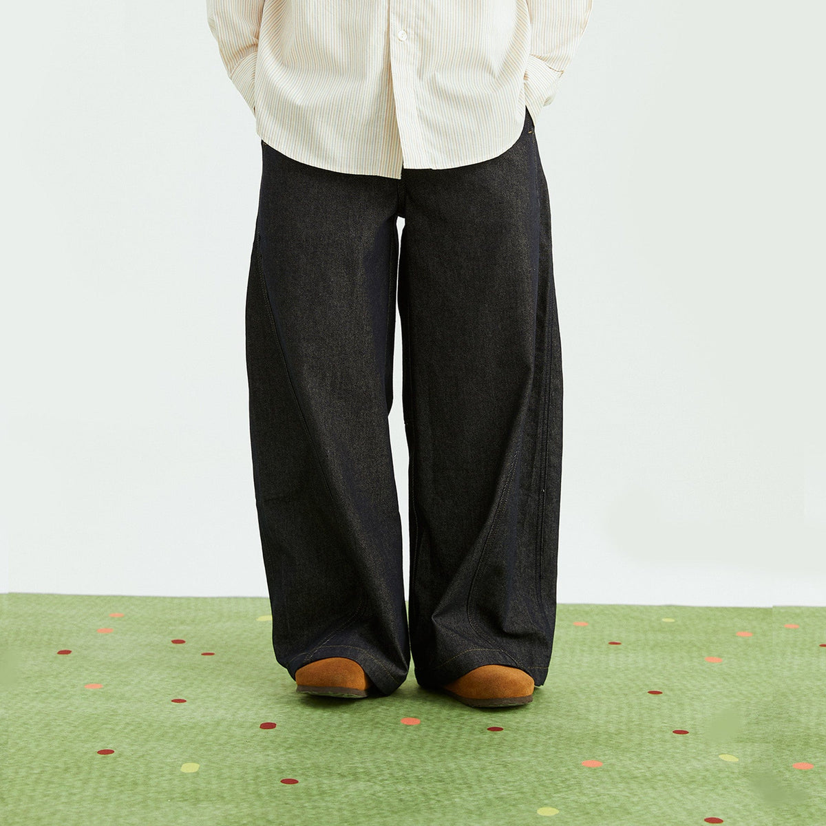 ONADAILYBASIS Essential Curved Paneled Raw Jeans