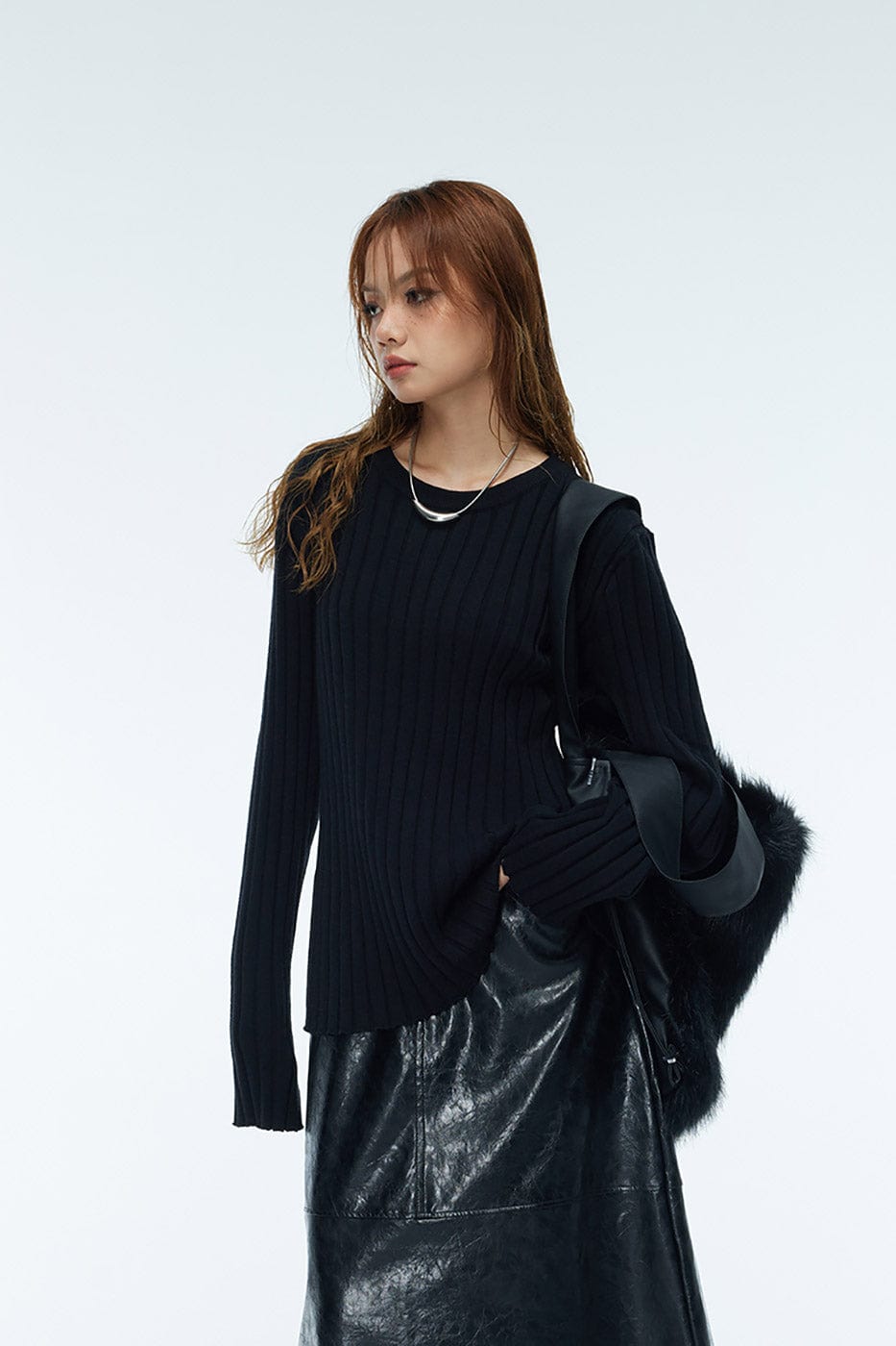 WHISTLEHUNTER Striped Logo Tag Slim-fit Sweater