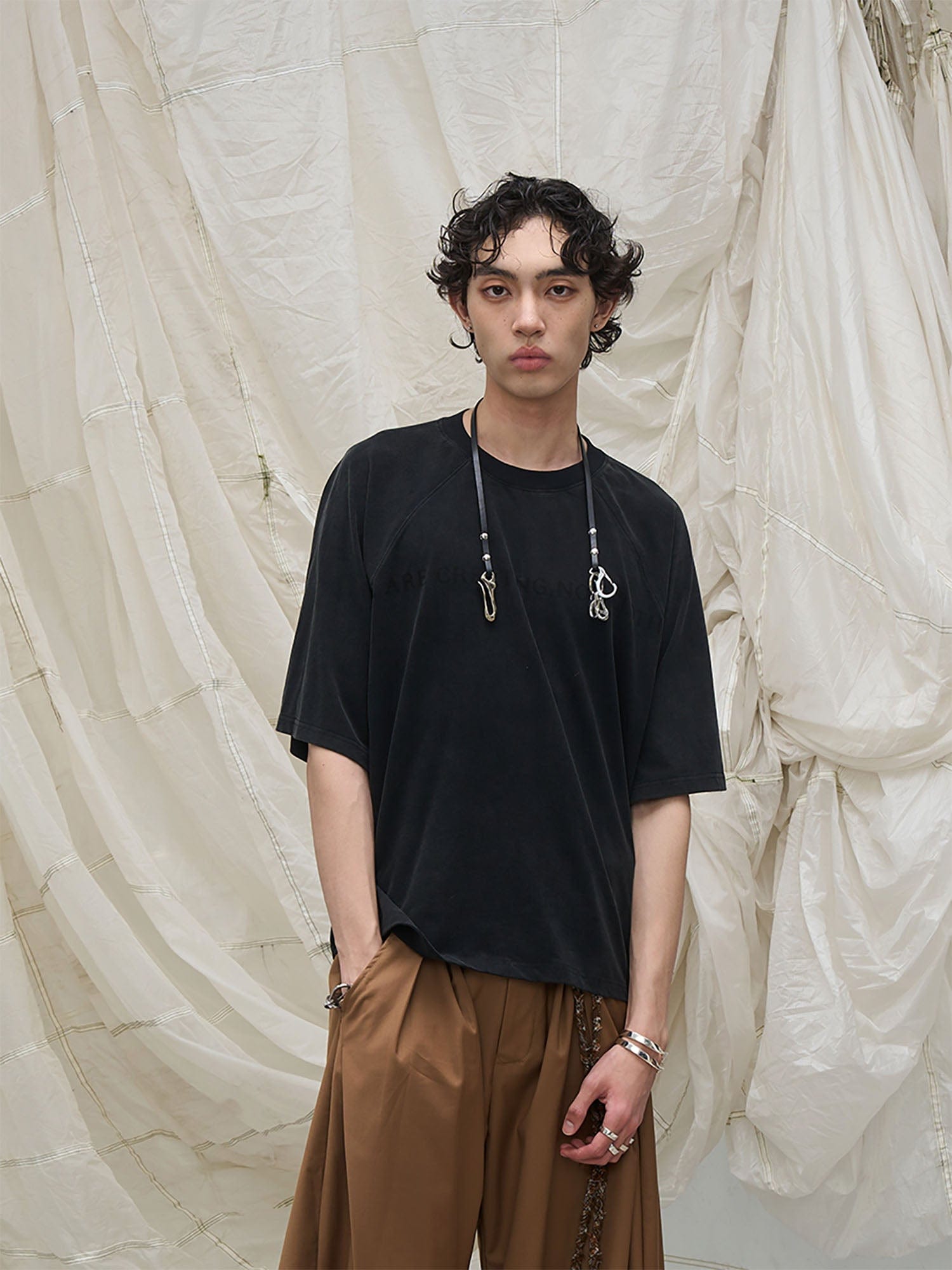 RELABEL Slogan Washed Spliced Raglan T-Shirt