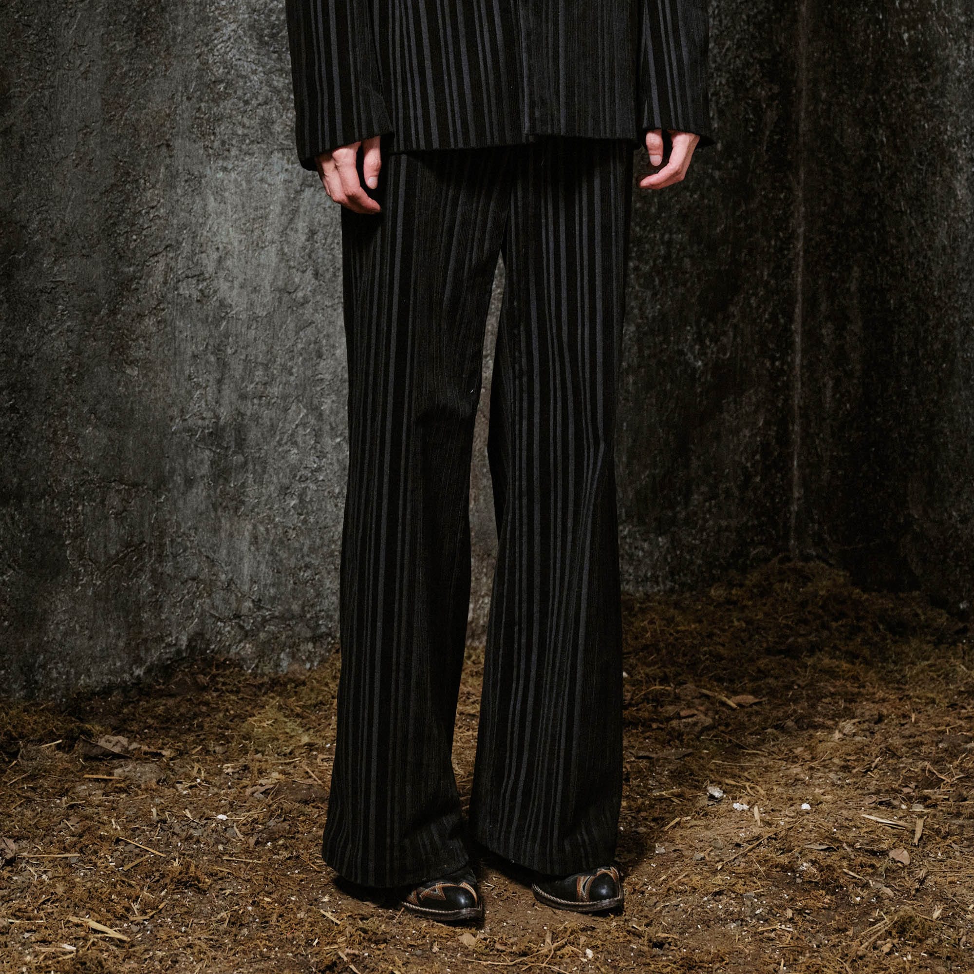 ILNya Nieternite Nifutur Corduroy Stripe Straight-Leg Trousers