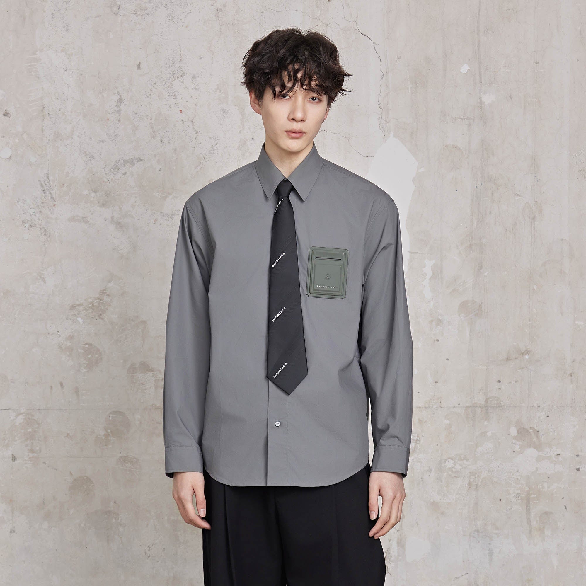 FACEONLAB Modern Patch-Pocket Poplin Shirt